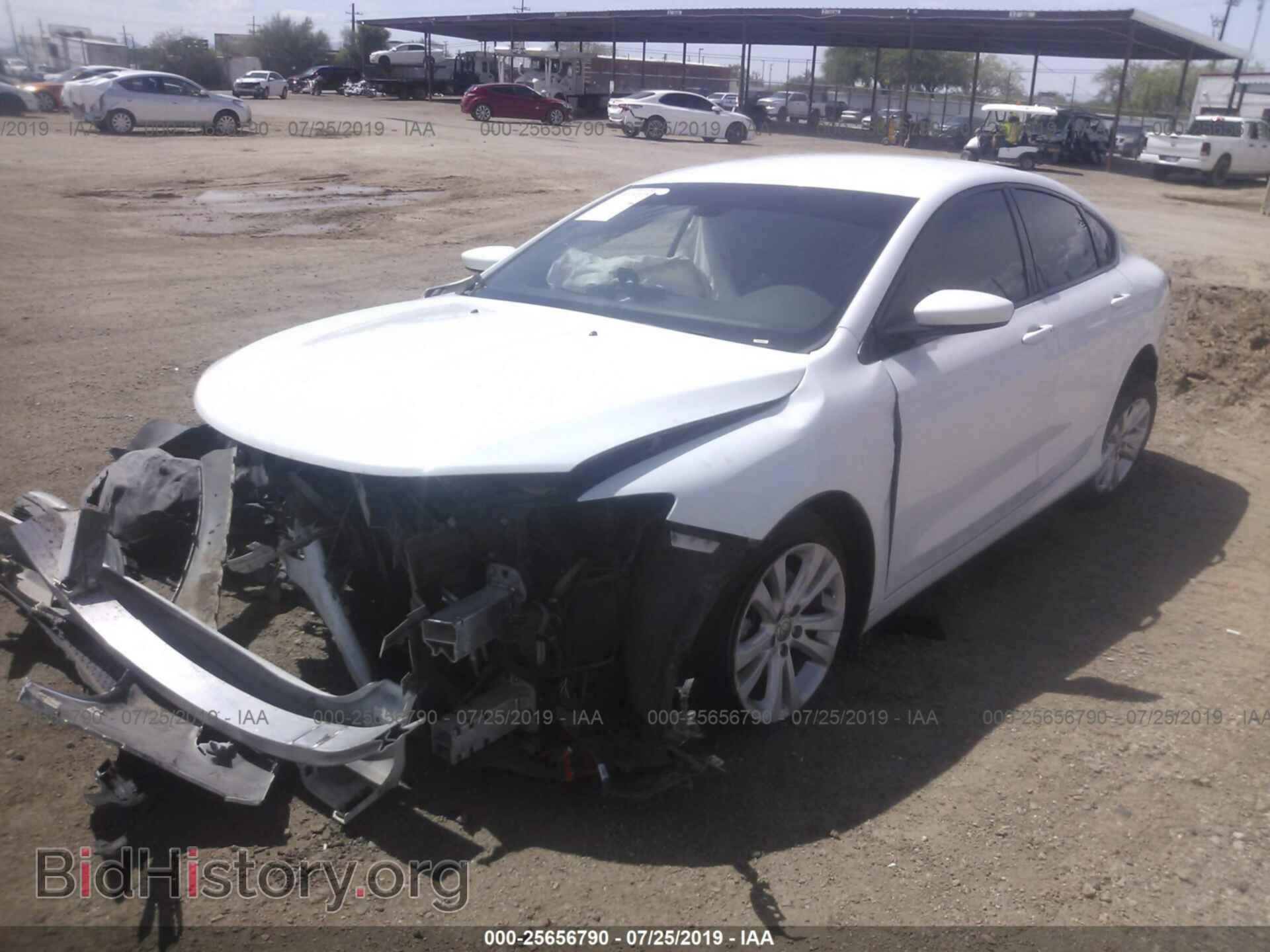 2016 CHRYSLER 200 - VIN: 1C3CCCAB4GN151222 - Photo 2