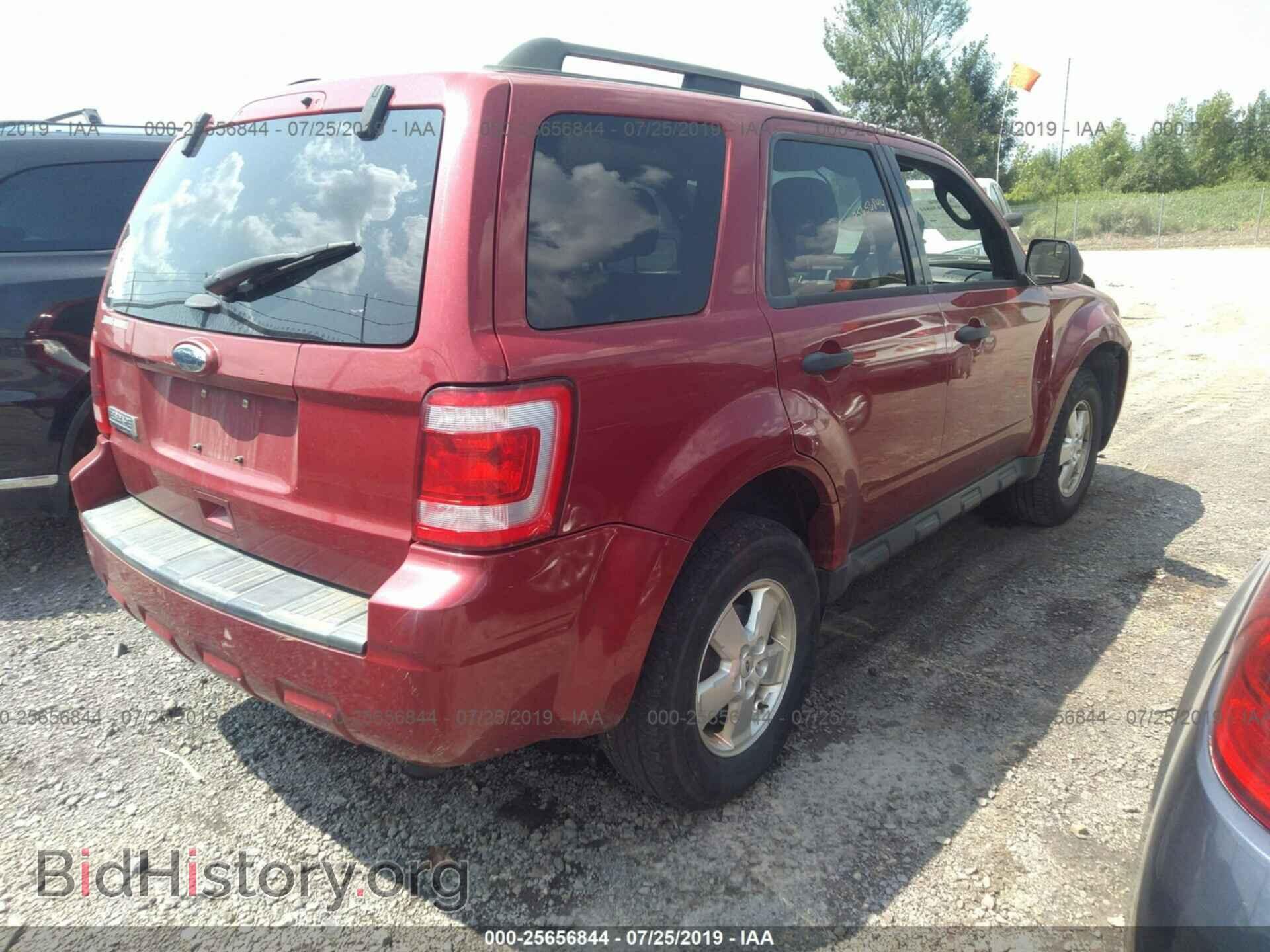 2011 FORD ESCAPE - VIN: 1FMCU9D73BKB26028 - Photo 4