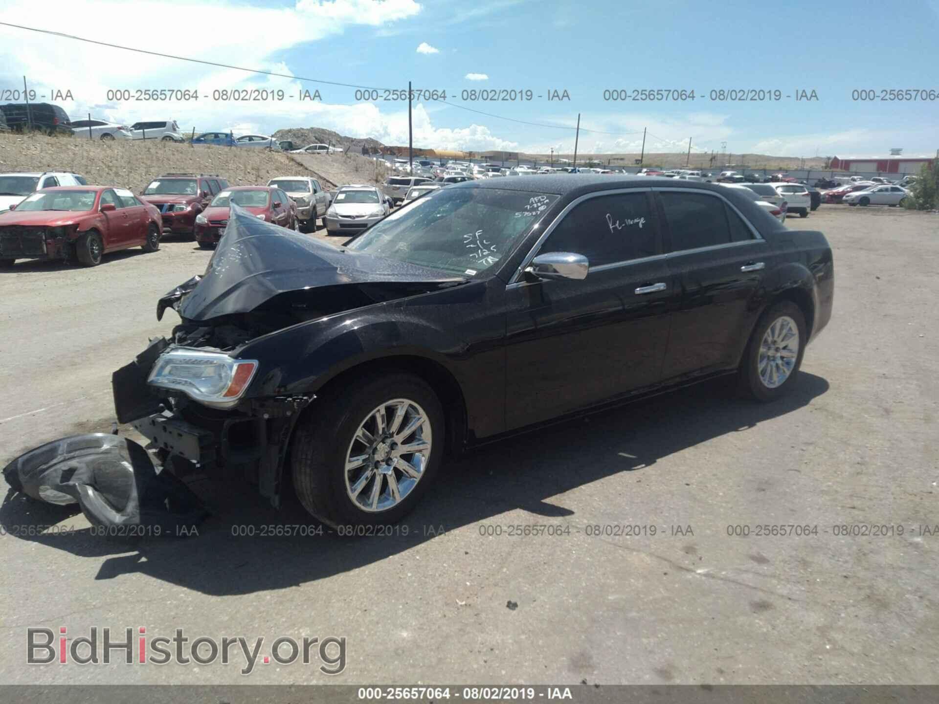 2014 CHRYSLER 300C - VIN: 2C3CCAEG5EH245626 - Фото 2