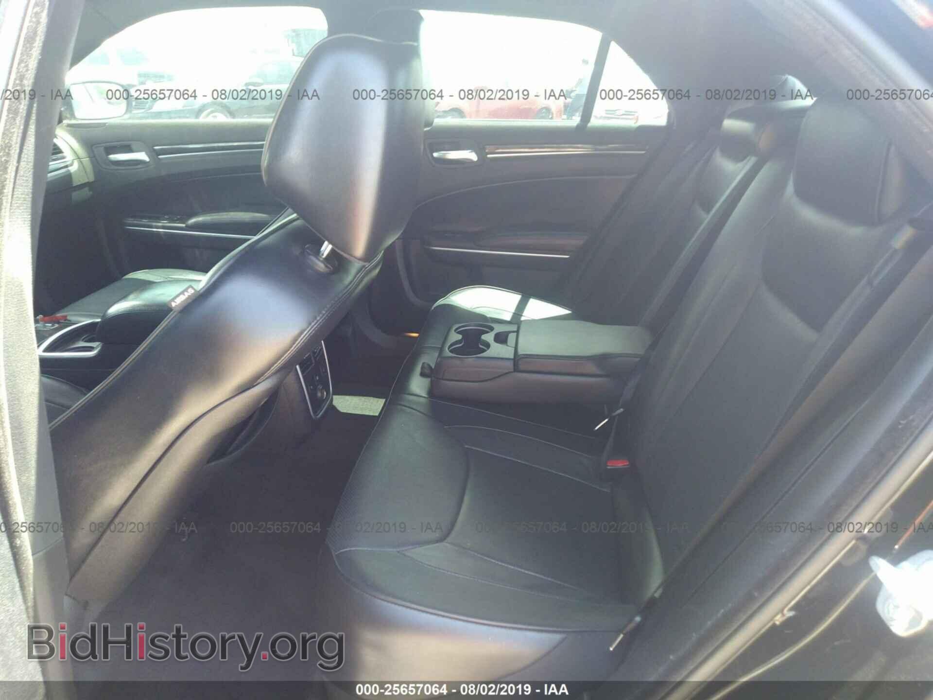 2014 CHRYSLER 300C - VIN: 2C3CCAEG5EH245626 - Фото 8