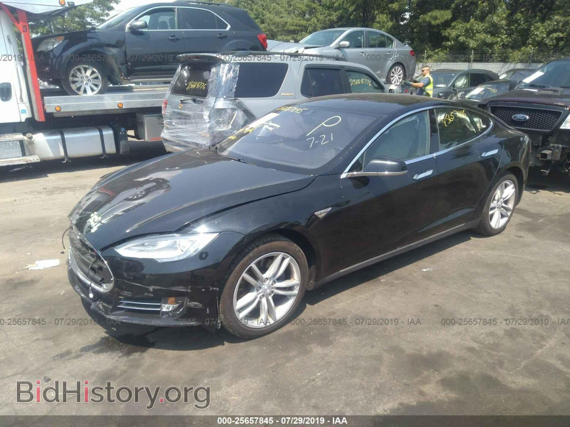 2015 TESLA MODEL S - VIN: 5YJSA1V26FF098743 - Фото 2