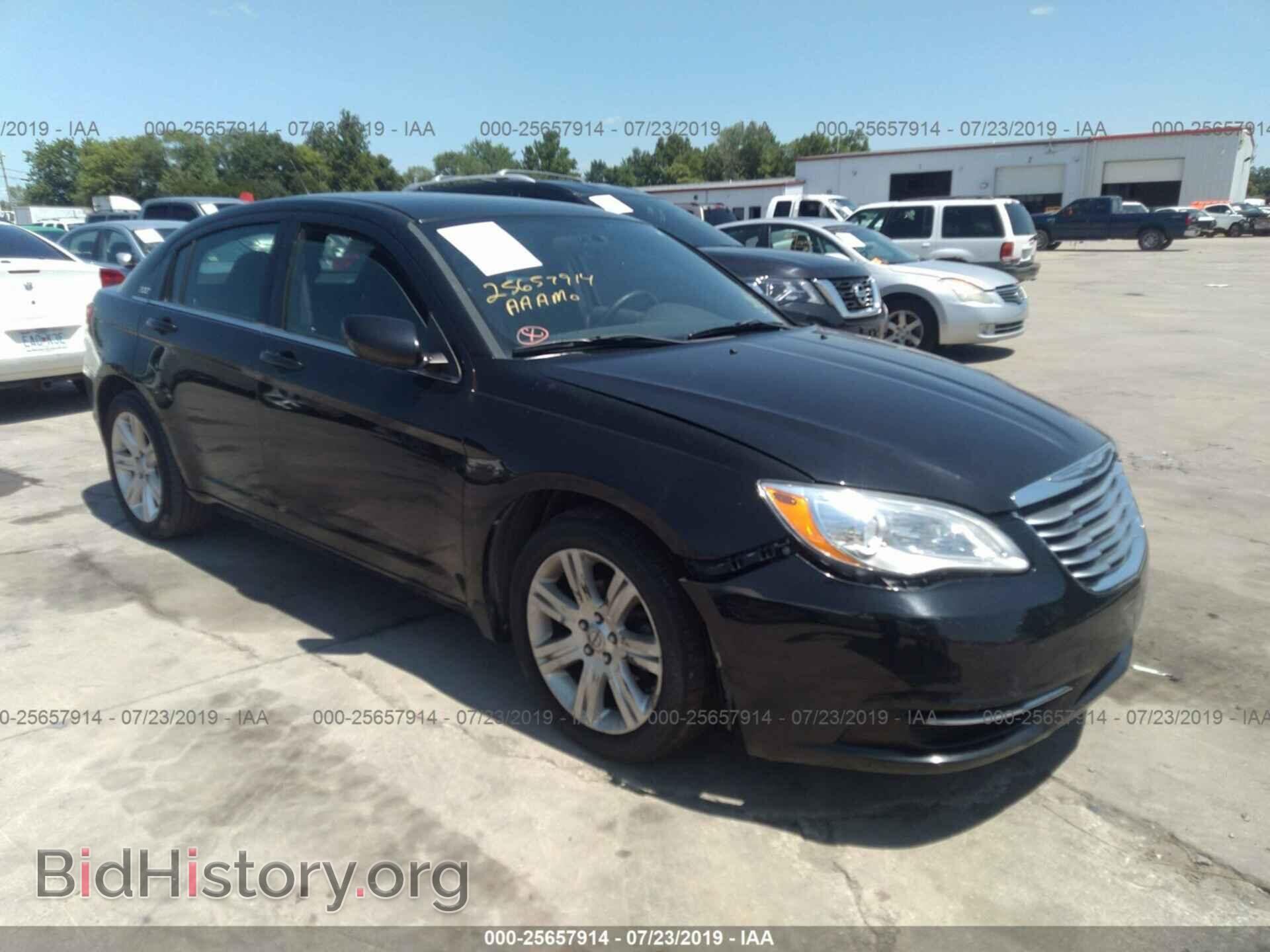 Photo 1C3CCBBB4DN696129 - CHRYSLER 200 2013
