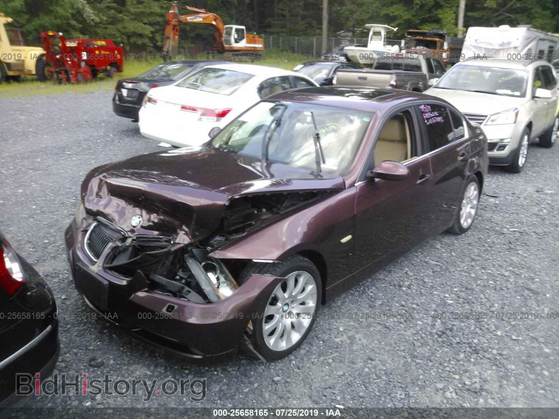 2006 BMW 330 - VIN: WBAVB33566PS10639 - Фото 2