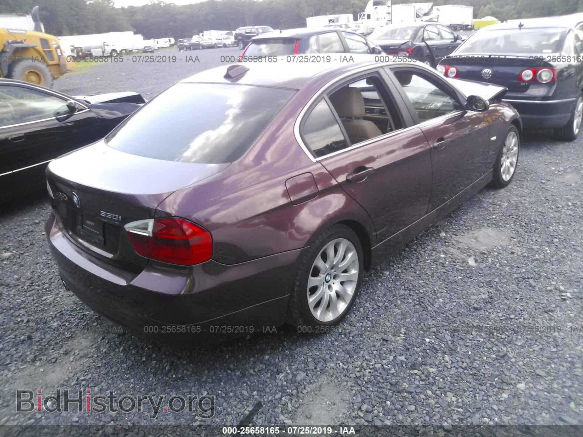 2006 BMW 330 - VIN: WBAVB33566PS10639 - Фото 4