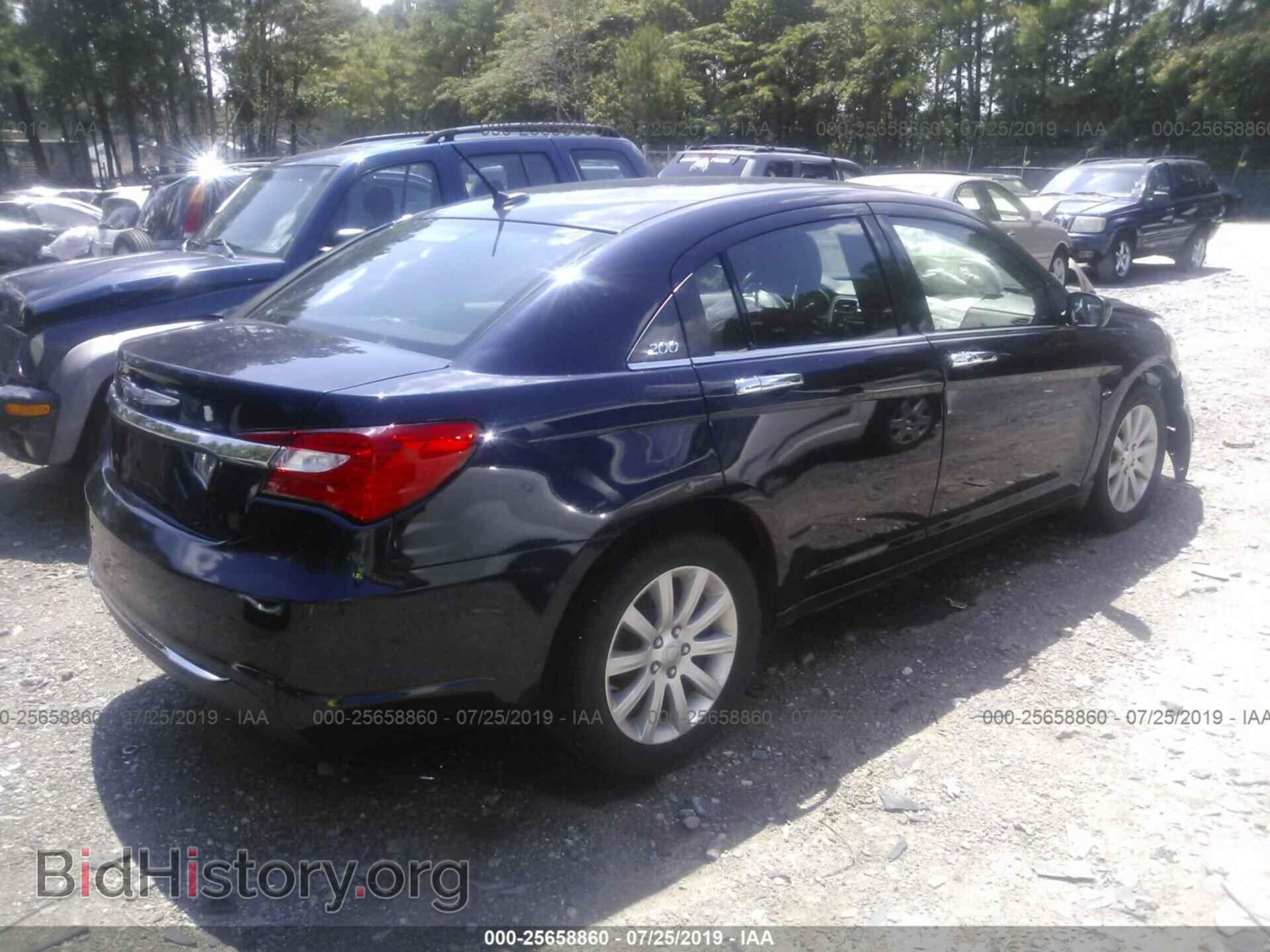 2012 CHRYSLER 200 - VIN: 1C3CCBBB3CN129666 - Фото 4