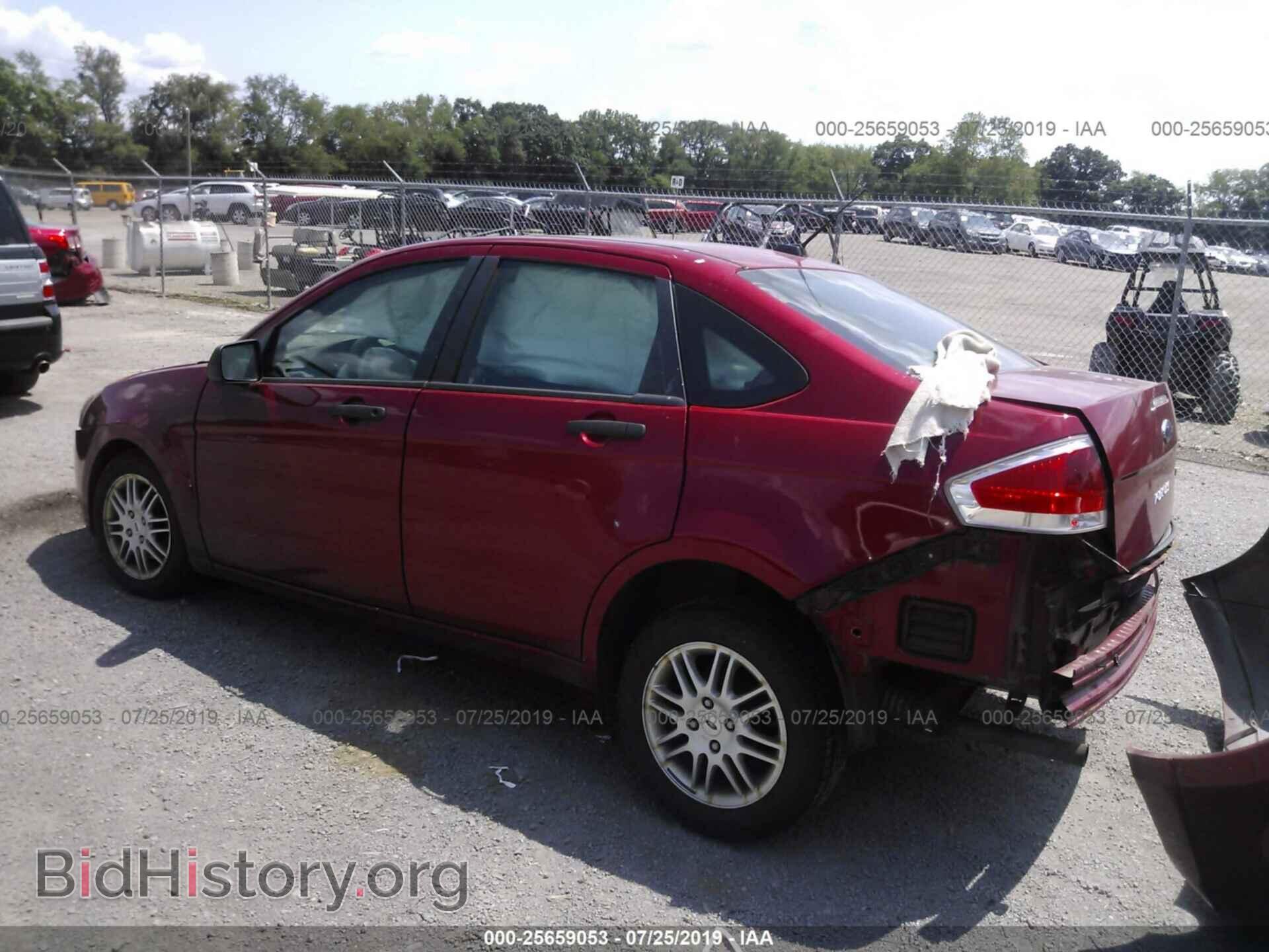 2011 FORD FOCUS - VIN: 1FAHP3FN8BW120976 - Фото 3