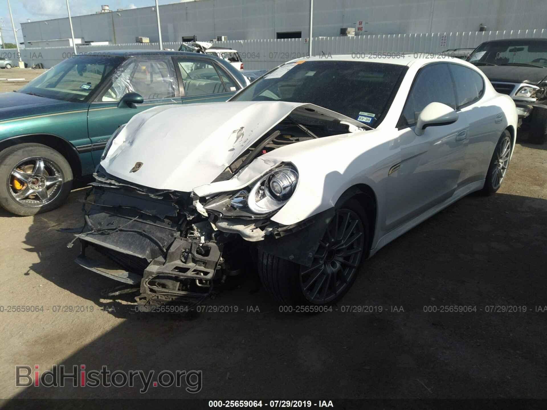 2013 PORSCHE PANAMERA - VIN: WP0AB2A73DL061224 - Фото 2