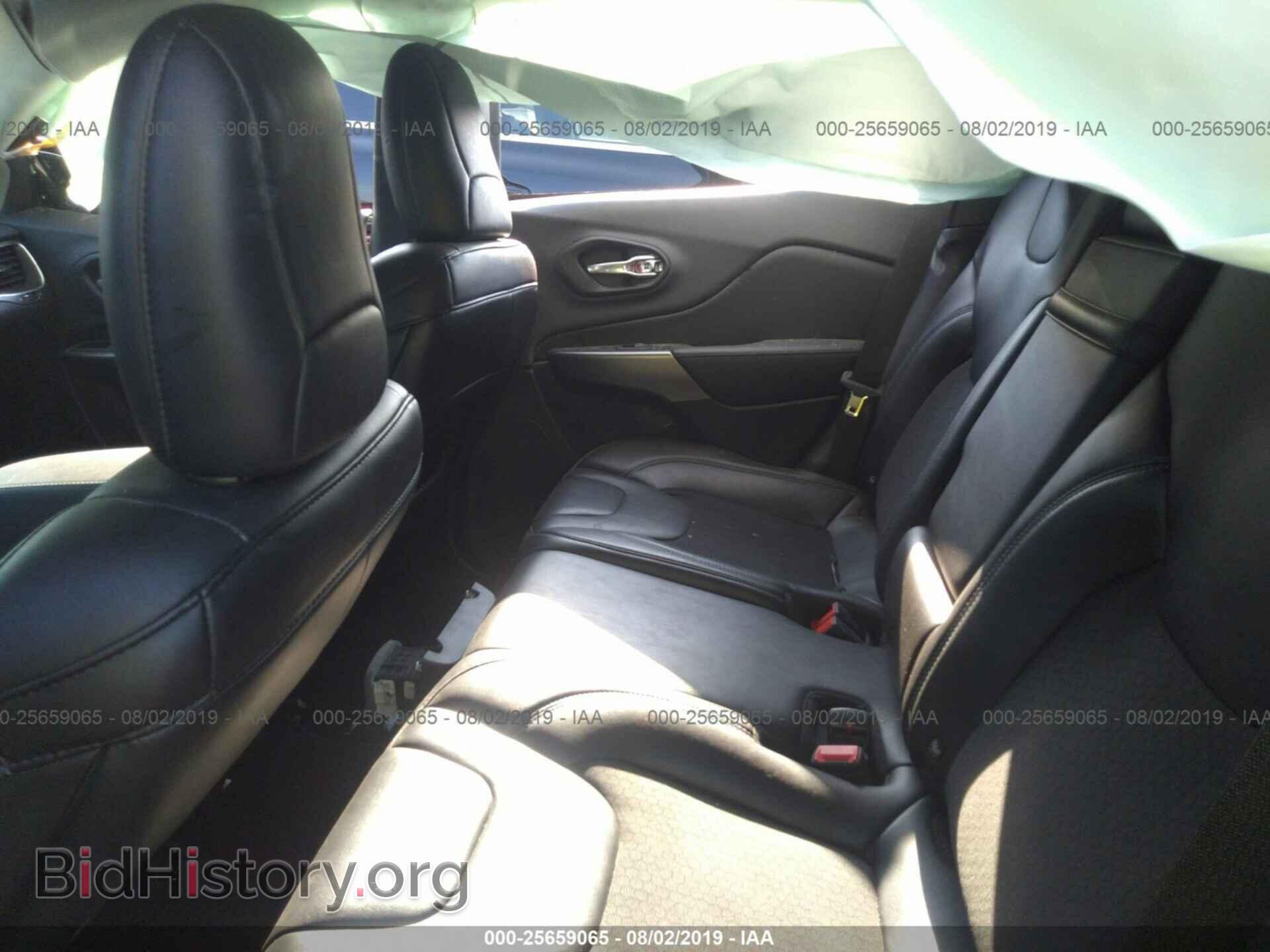 2019 JEEP CHEROKEE - VIN: 1C4PJLLB5KD110645 - Фото 8