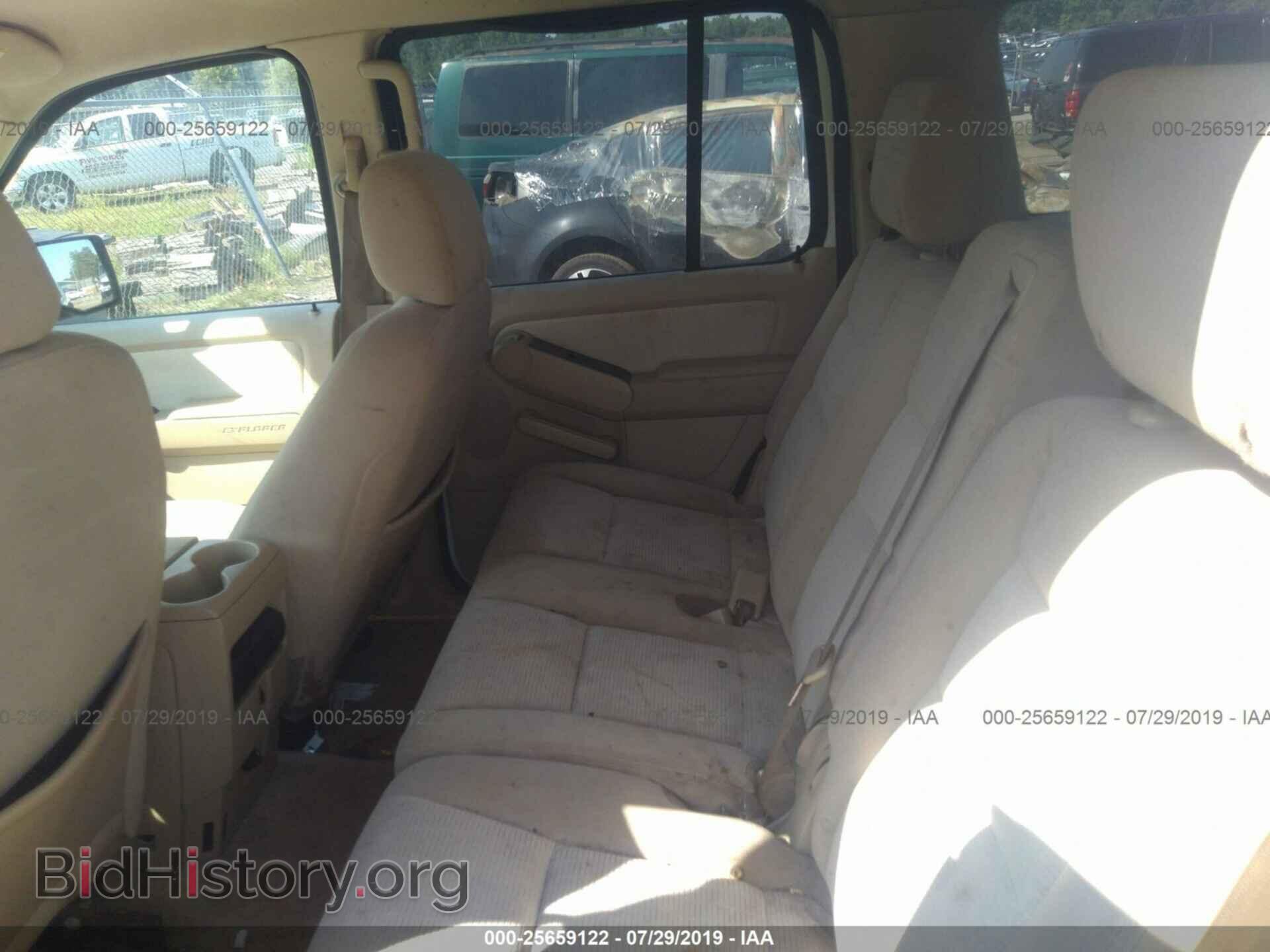 2006 FORD EXPLORER - VIN: 1FMEU63E66UB01545 - Фото 8