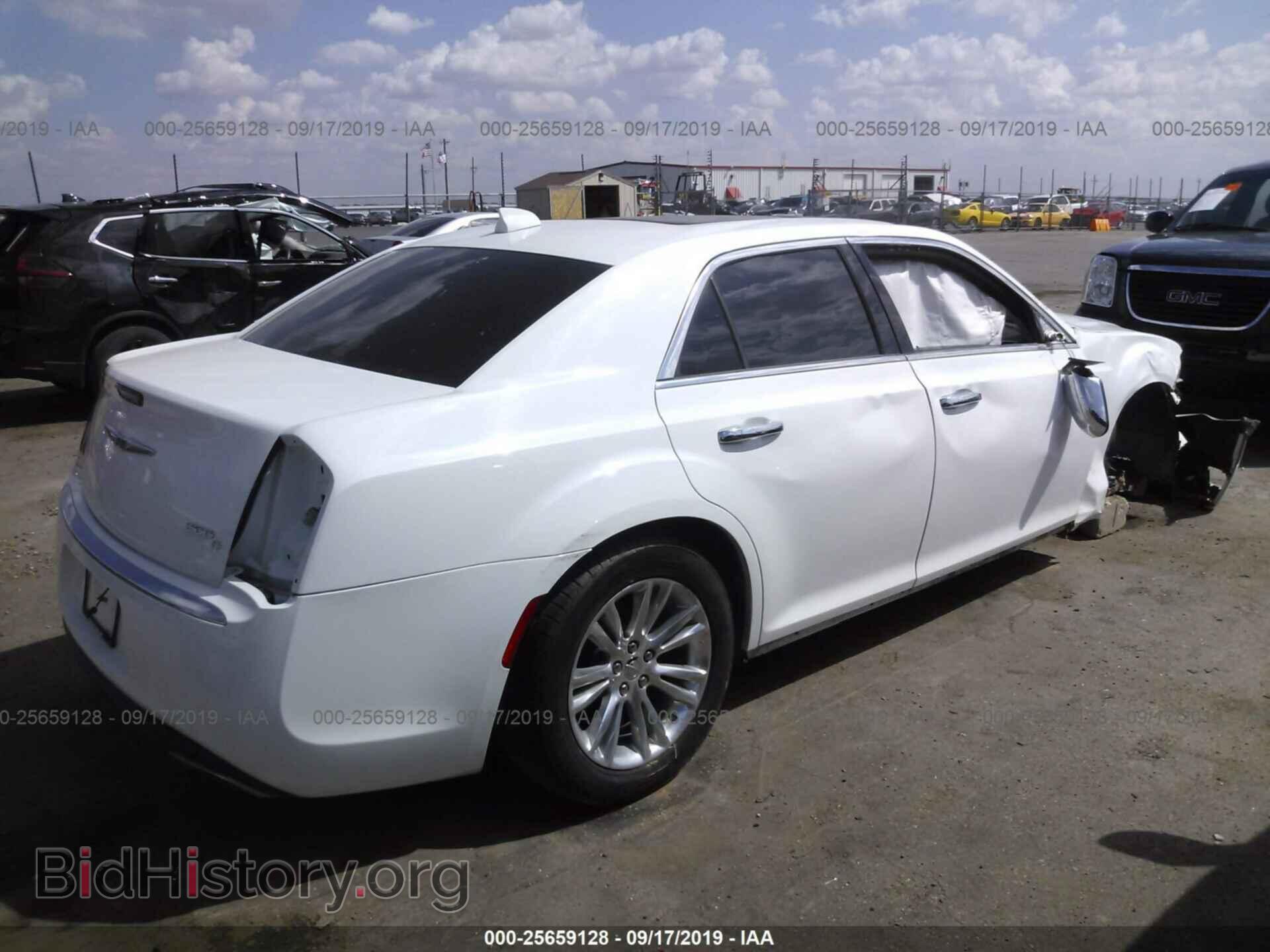 2017 CHRYSLER 300C - VIN: 2C3CCAEG4HH564519 - Фото 4