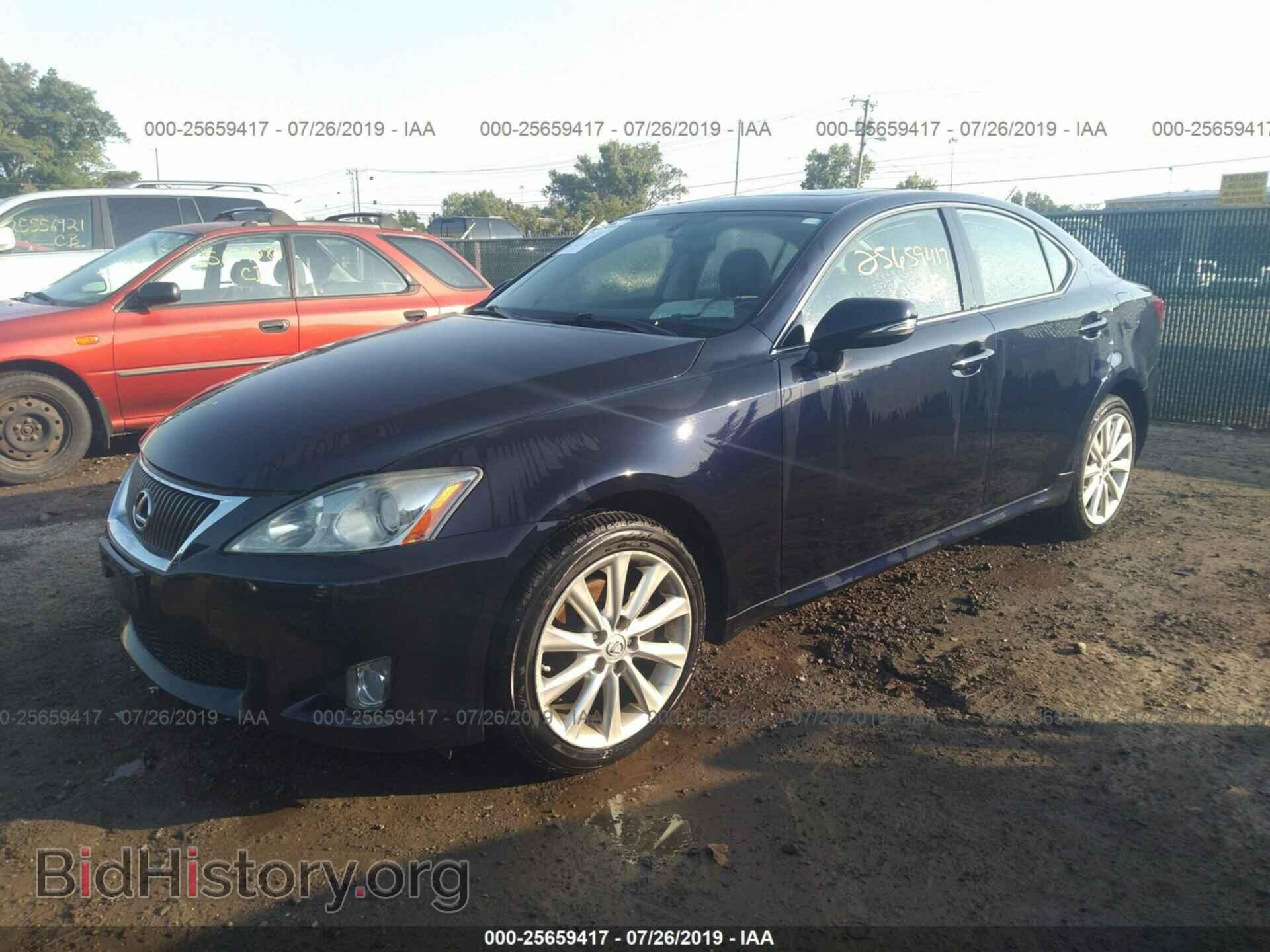 2009 LEXUS IS - VIN: JTHCK262192031205 - Фото 2