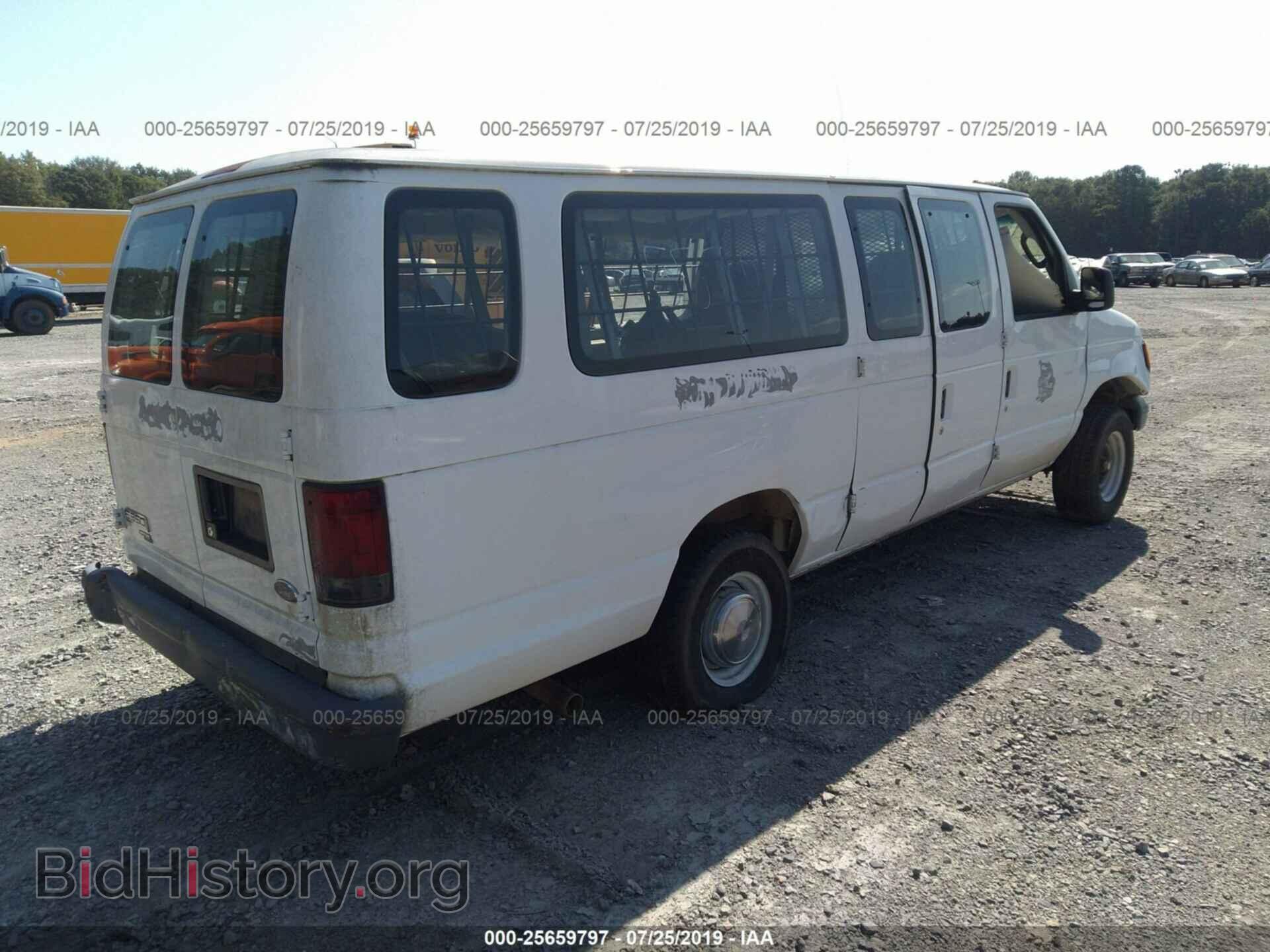 2006 FORD ECONOLINE - VIN: 1FBSS31L76DB25340 - Фото 4