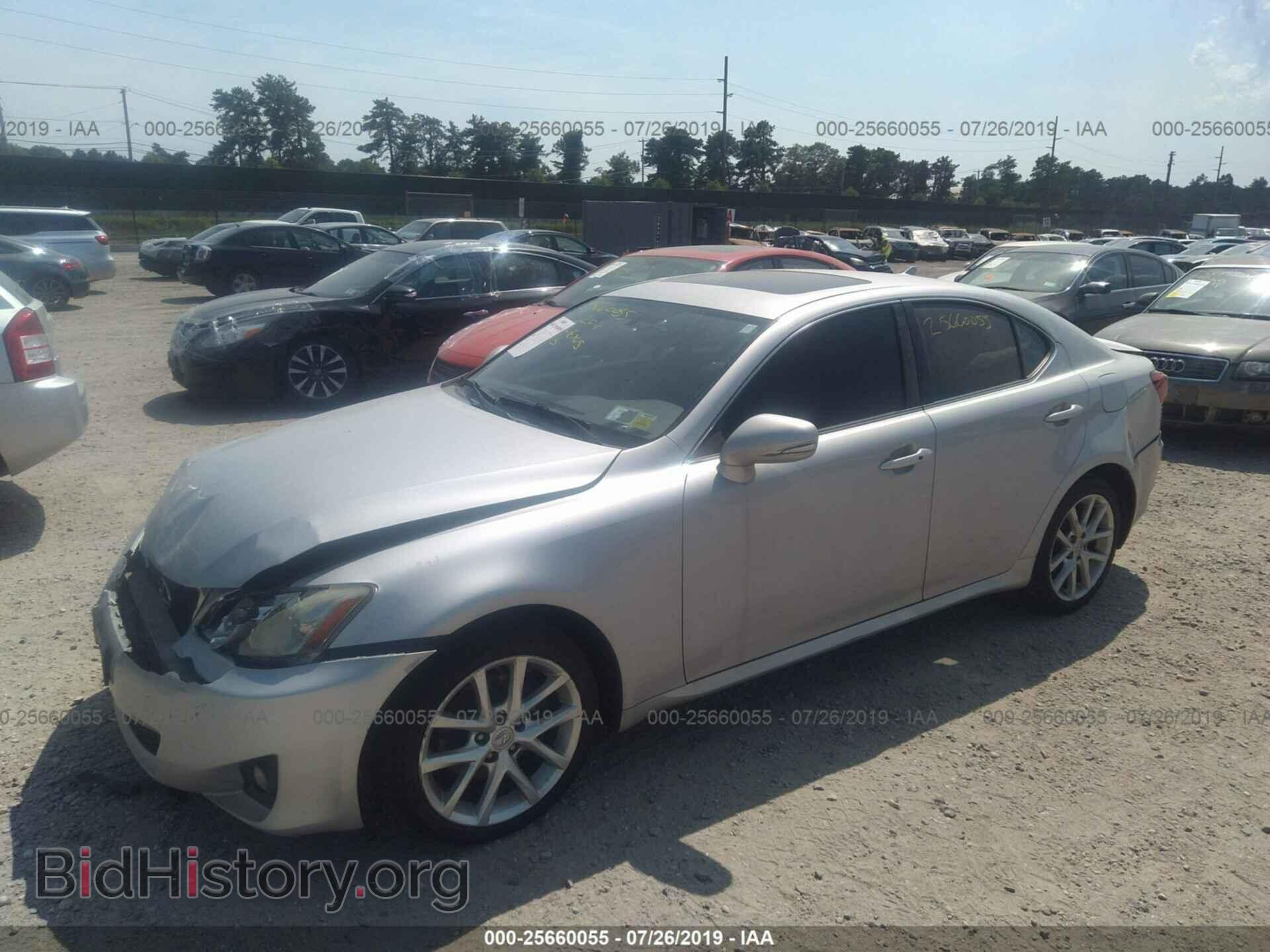 2011 LEXUS IS - VIN: JTHCF5C26B5048757 - Фото 2