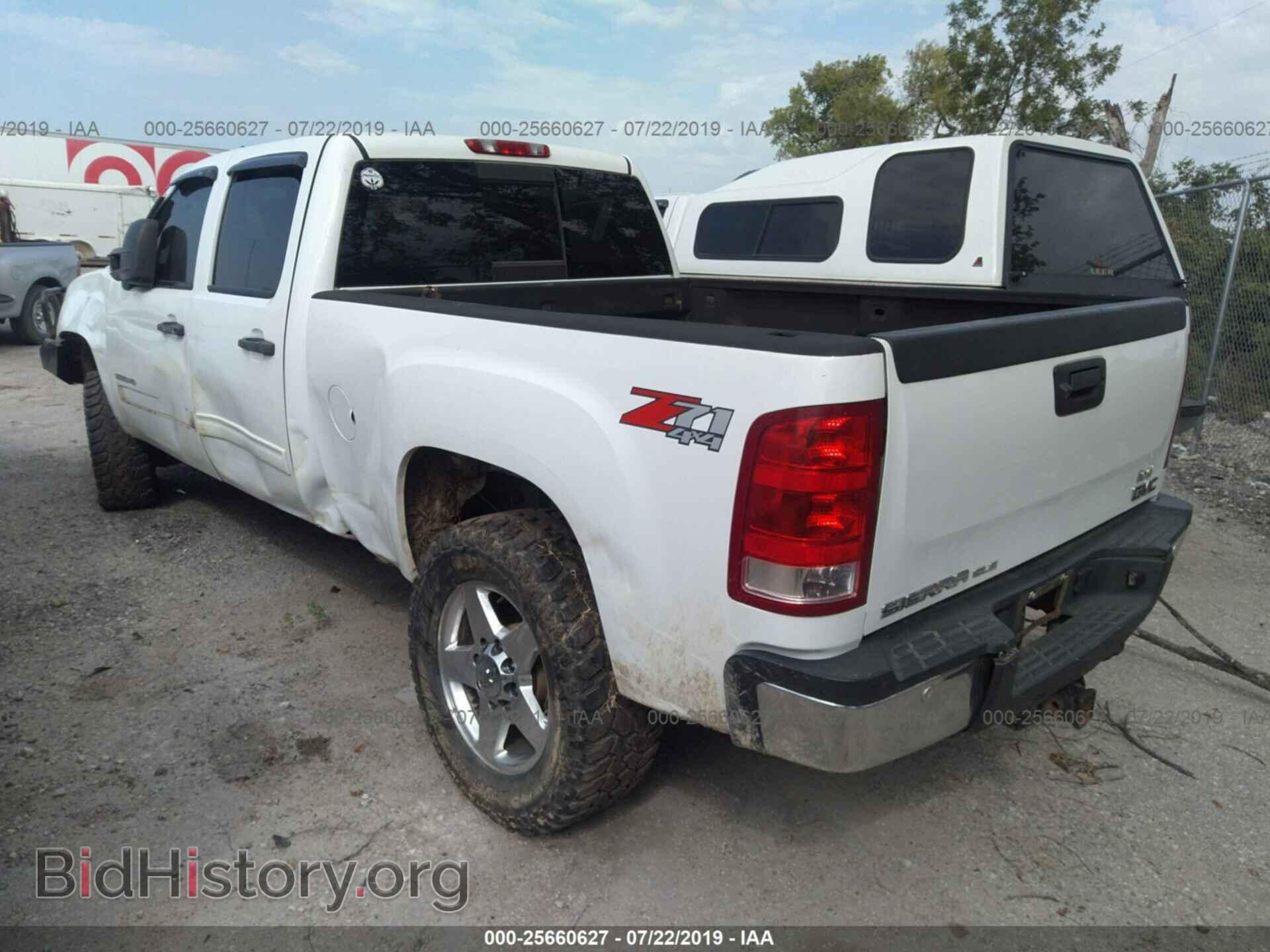 2011 GMC SIERRA - VIN: 1GT120C84BF262216 - Фото 3
