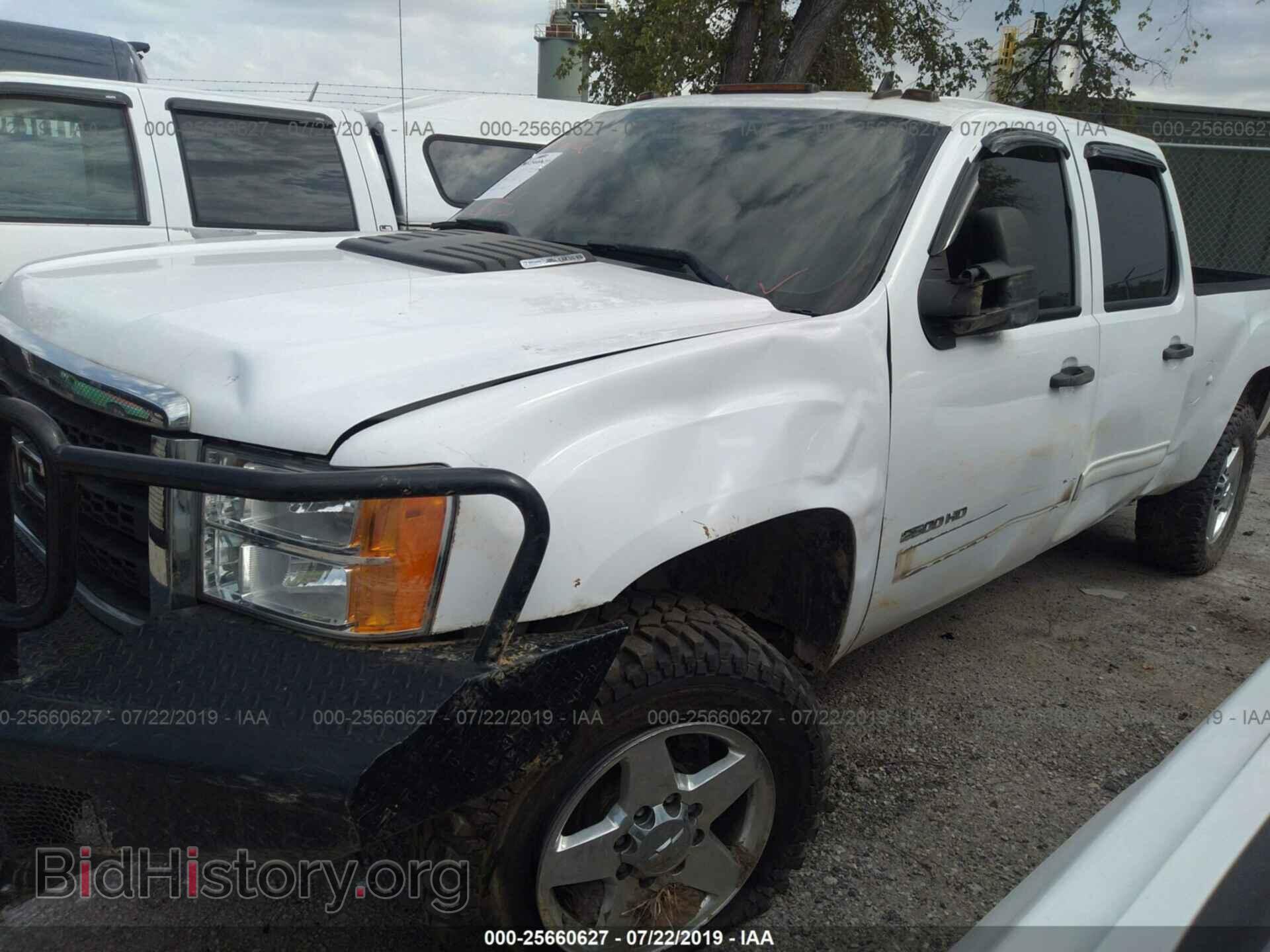 2011 GMC SIERRA - VIN: 1GT120C84BF262216 - Фото 6