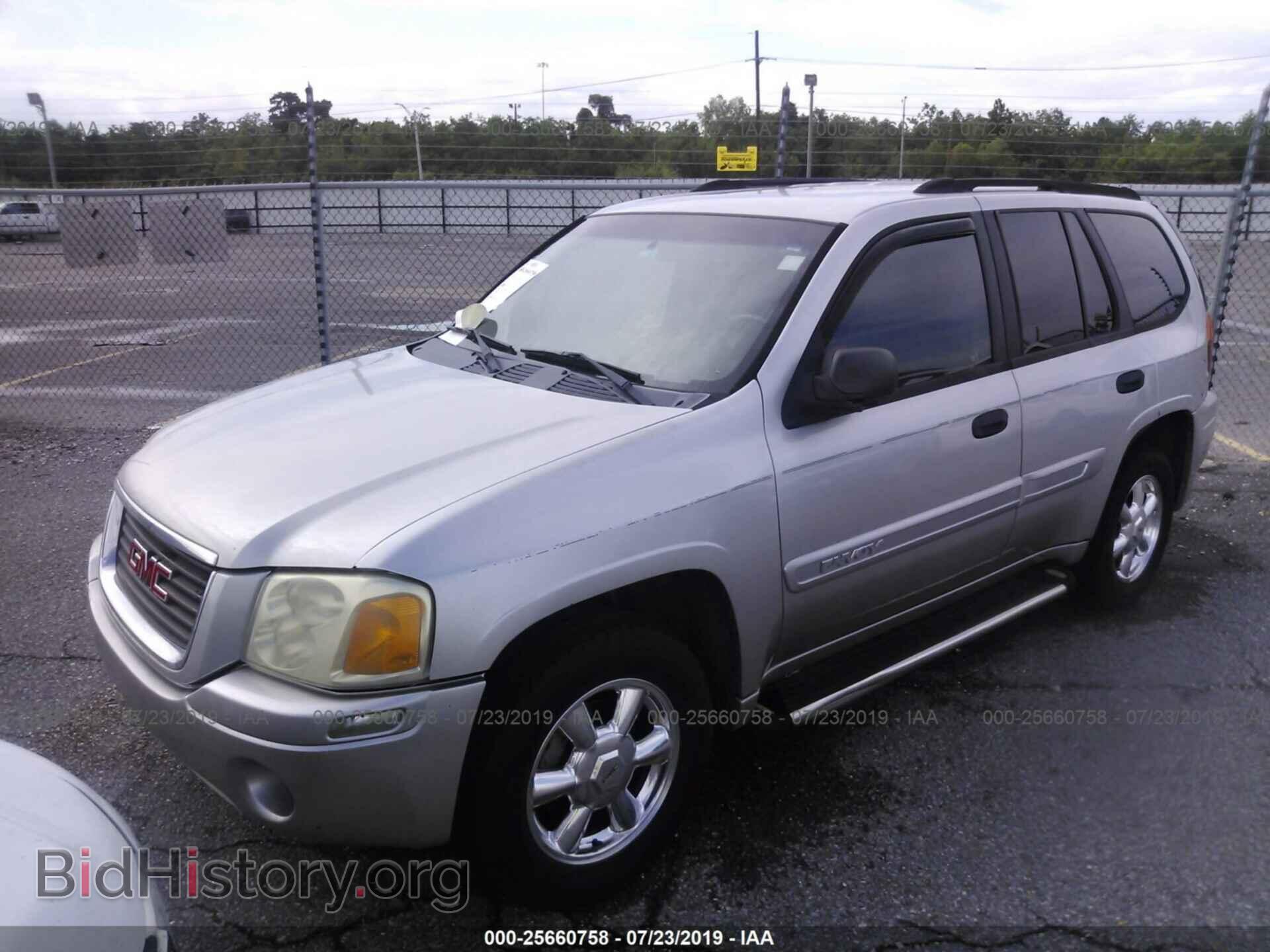 2004 GMC ENVOY - VIN: 1GKDS13S242207678 - Photo 2