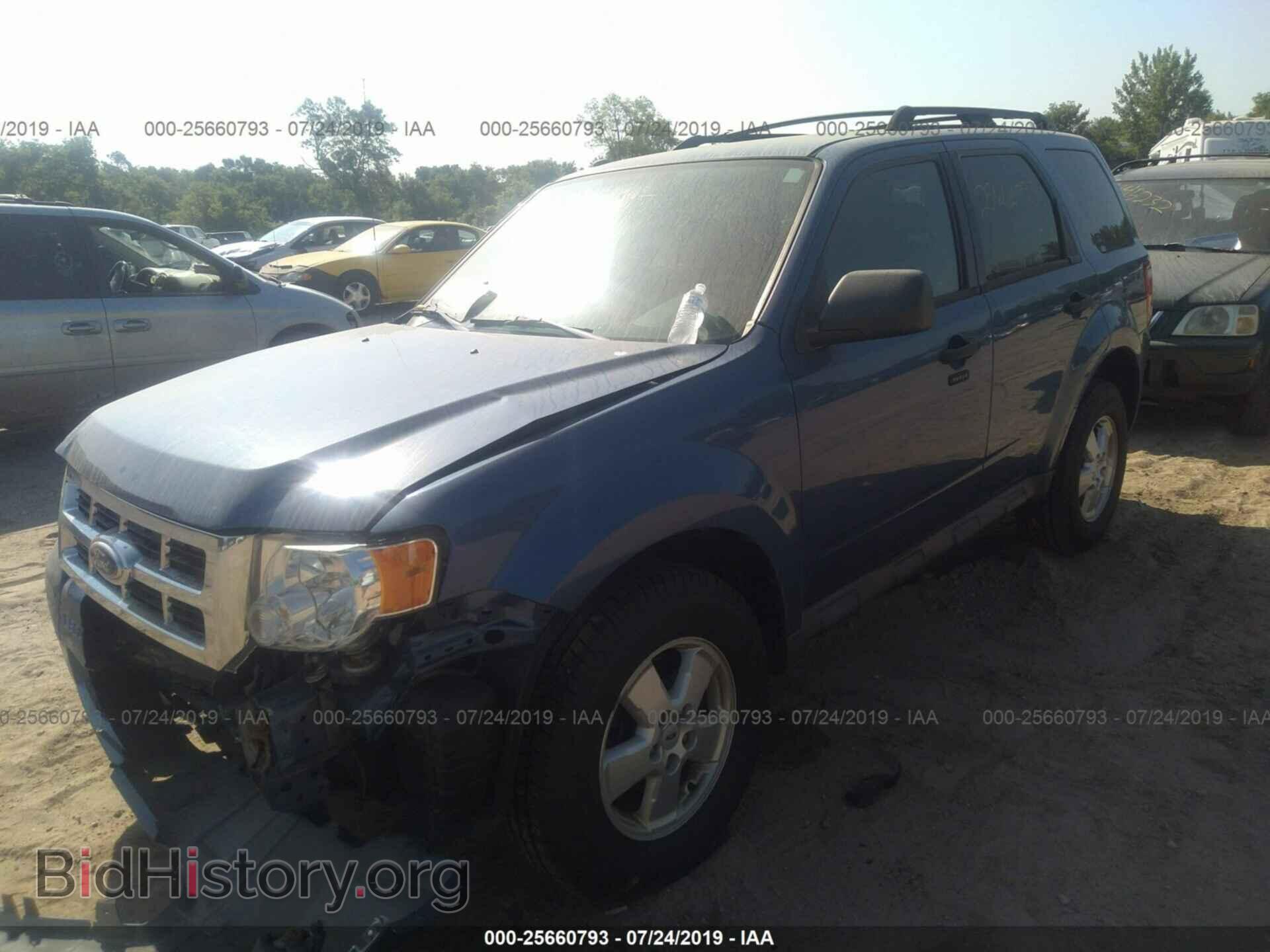 2009 FORD ESCAPE - VIN: 1FMCU03799KC12340 - Фото 2