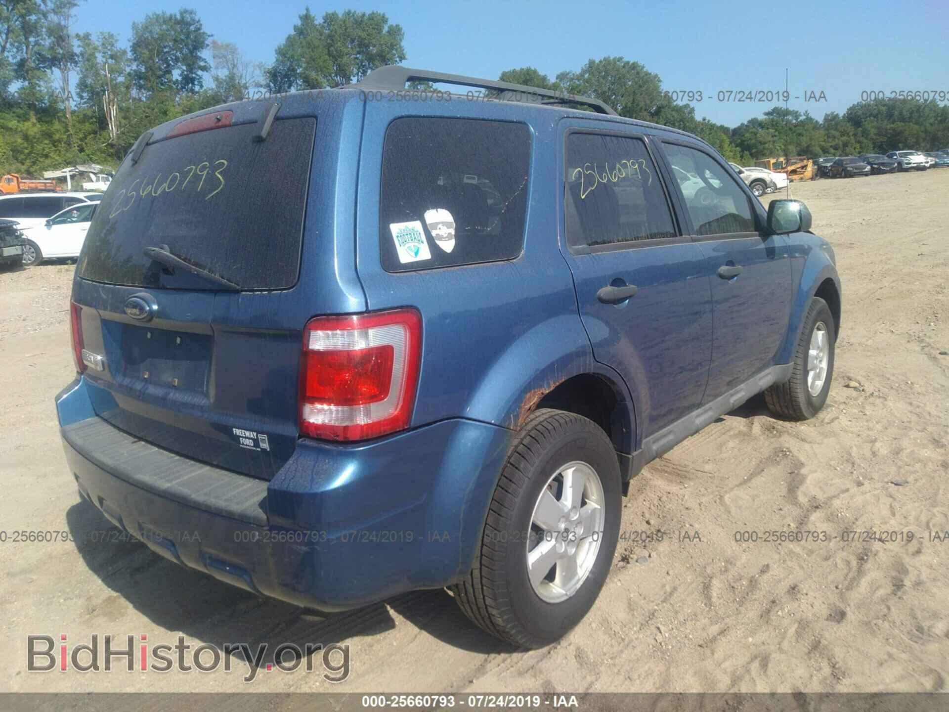 2009 FORD ESCAPE - VIN: 1FMCU03799KC12340 - Фото 4