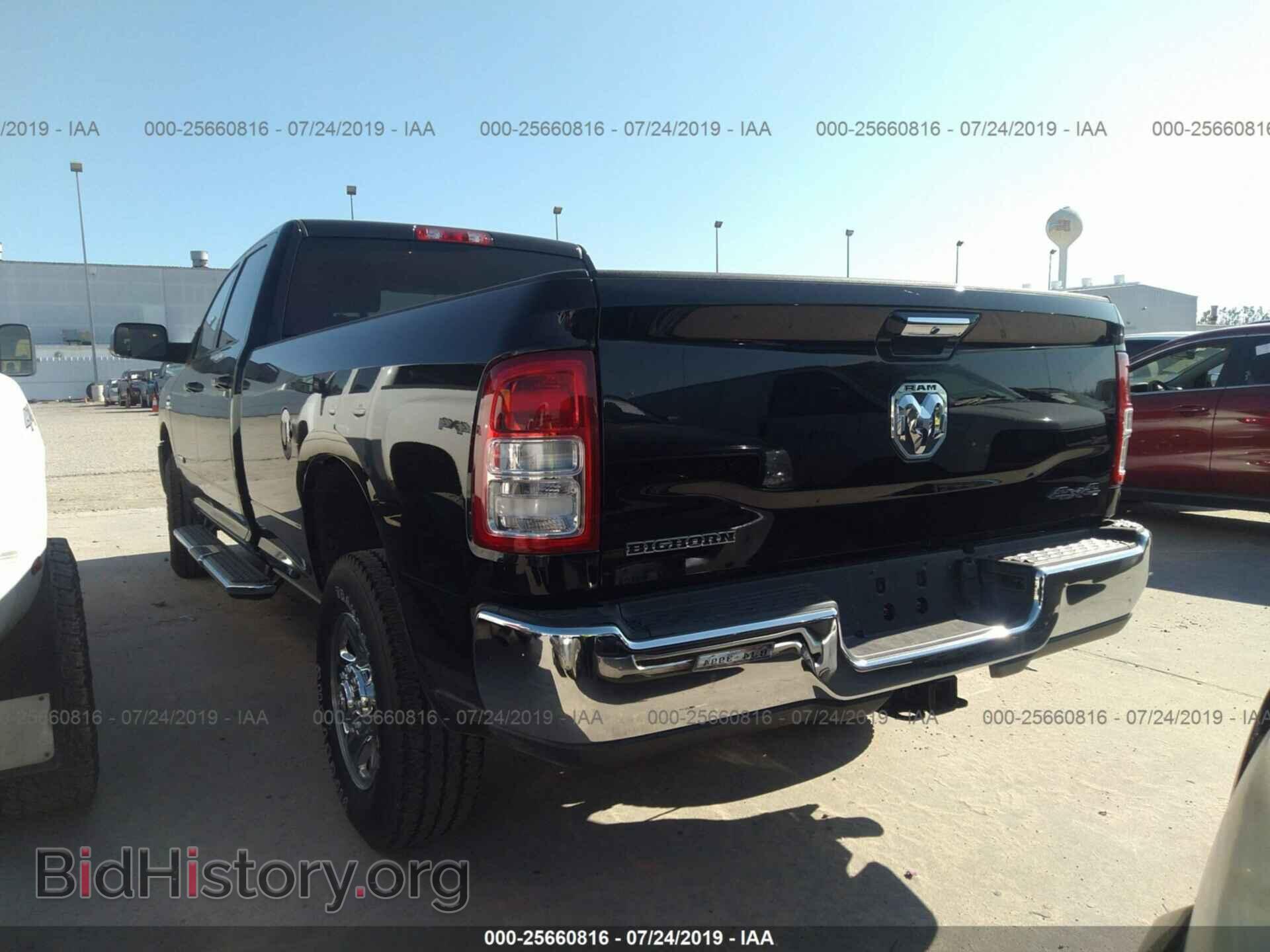 2019 RAM 2500 - VIN: 3C6UR5JL2KG565207 - Photo 3