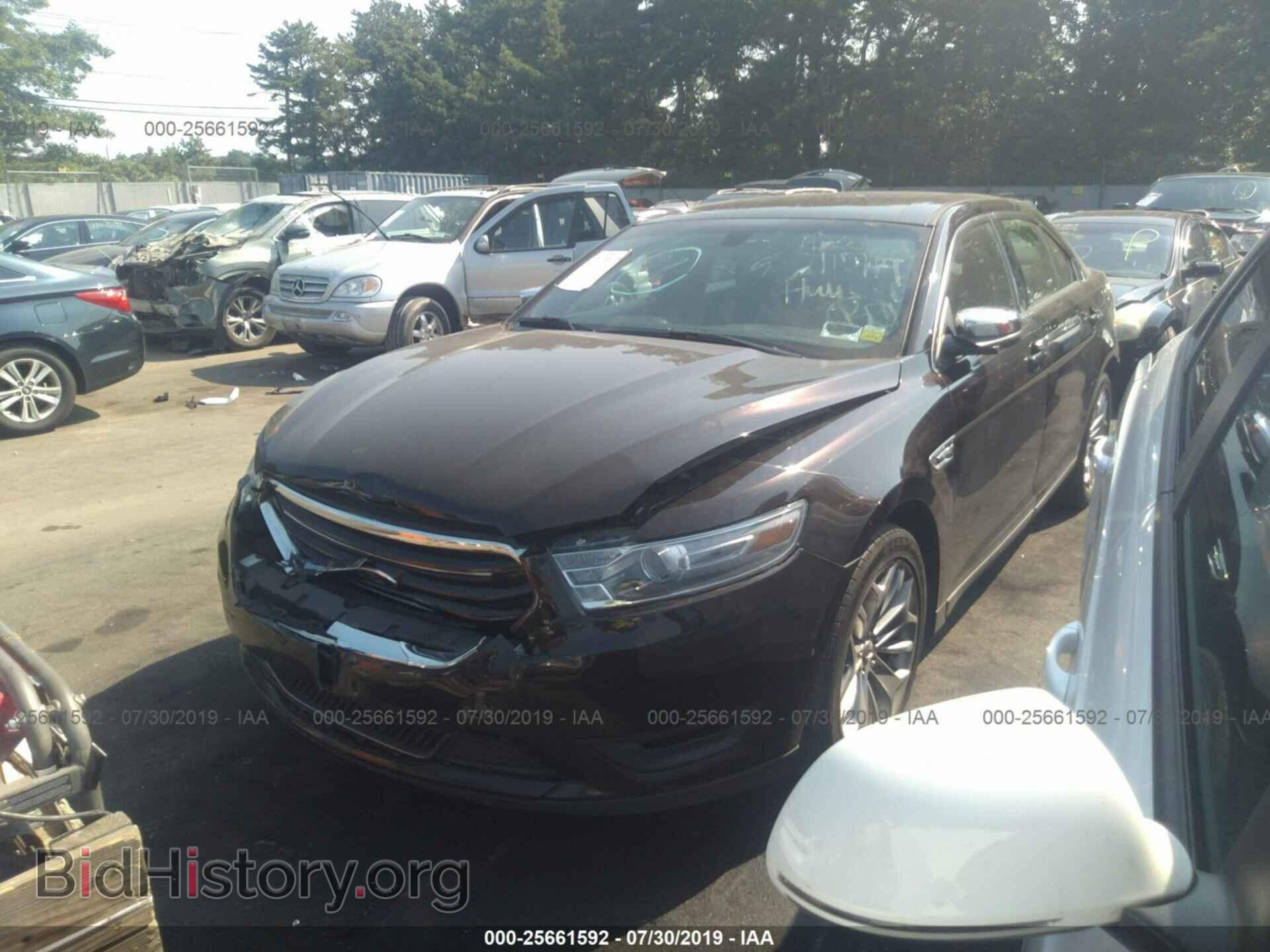 2013 FORD TAURUS - VIN: 1FAHP2F89DG225639 - Фото 2