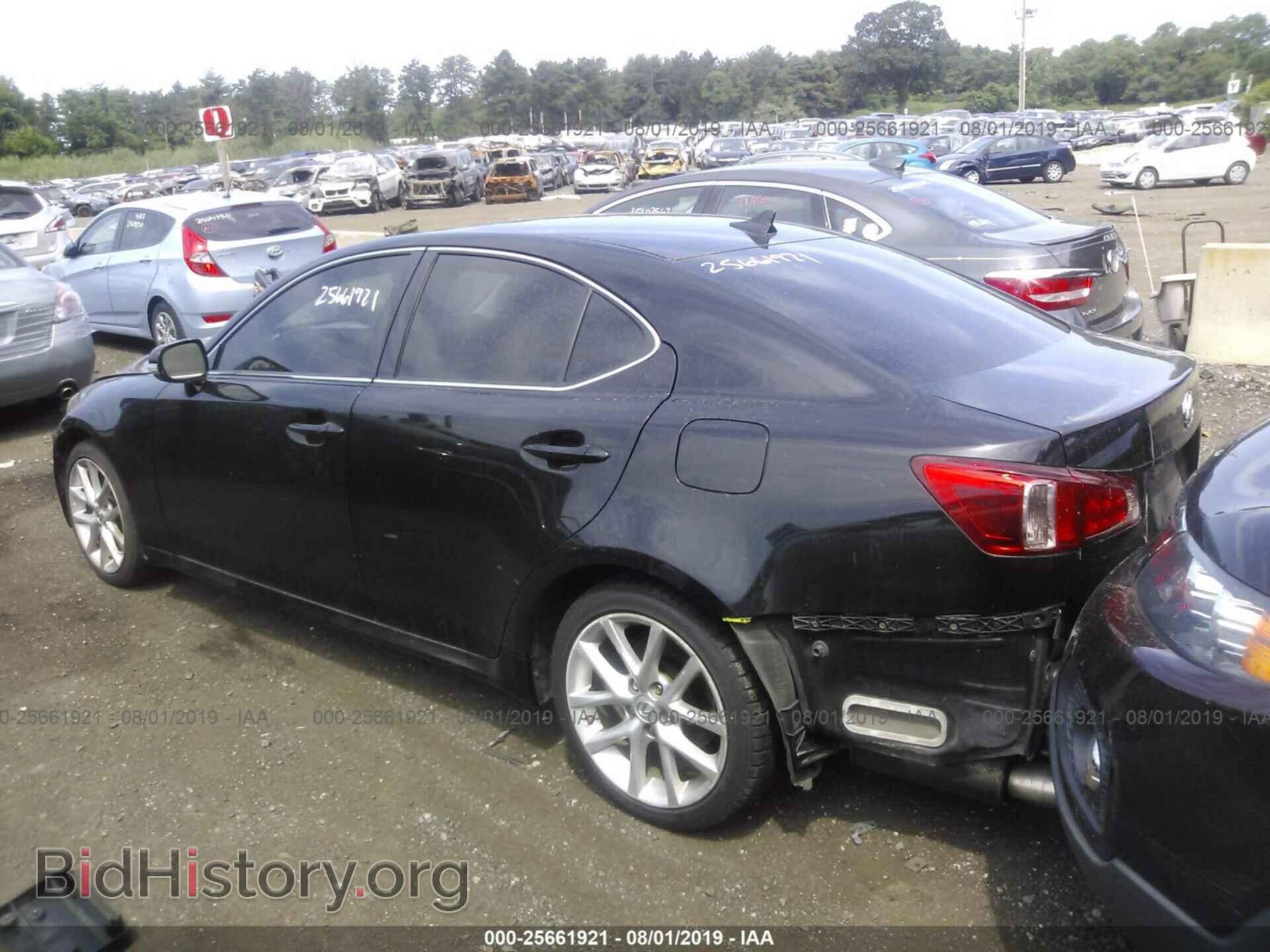 2011 LEXUS IS - VIN: JTHCF5C28B5046525 - Фото 3