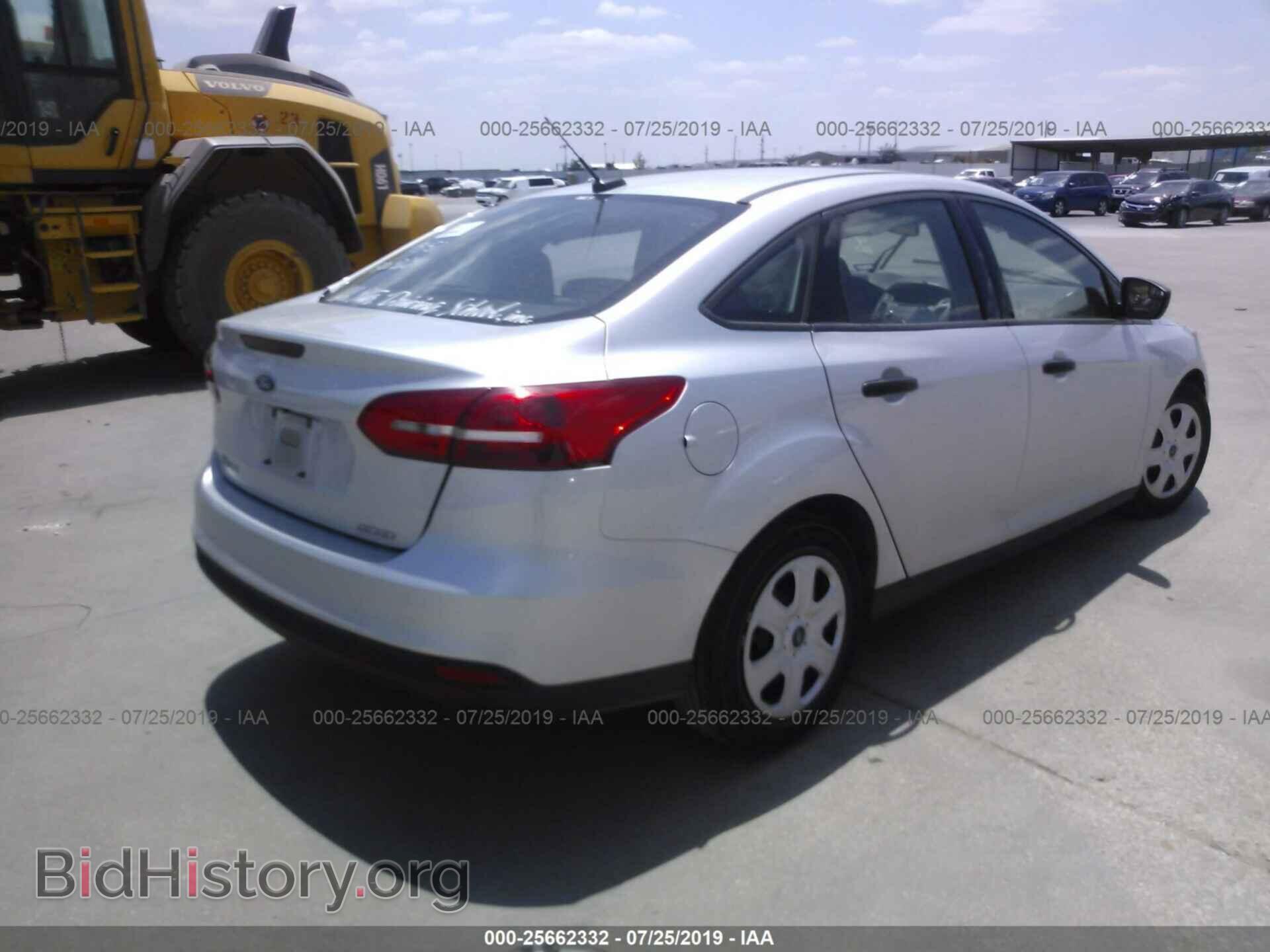 2016 FORD FOCUS - VIN: 1FADP3E23GL394889 - Photo 4