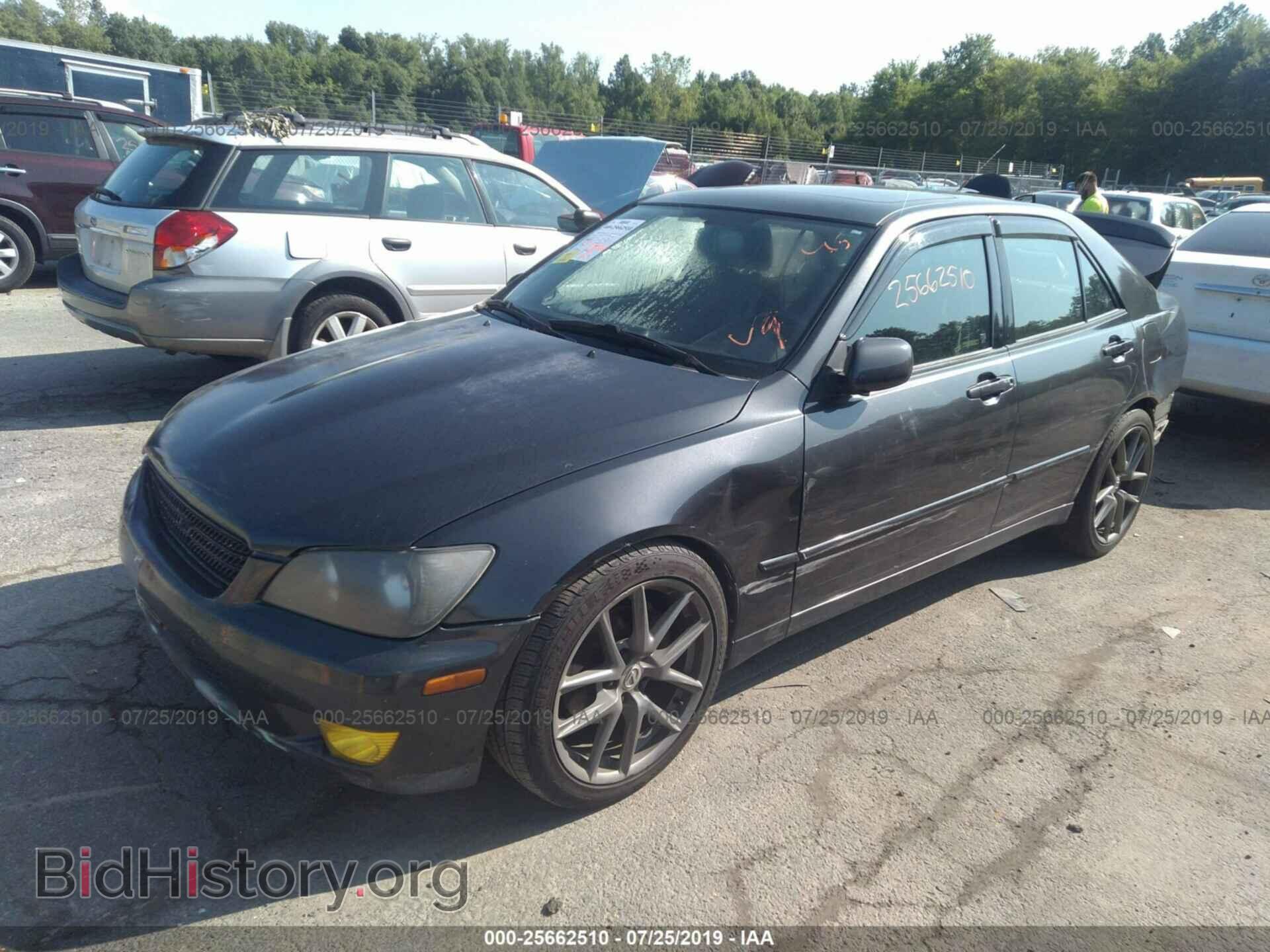 2002 LEXUS IS - VIN: JTHBD192620051933 - Photo 2