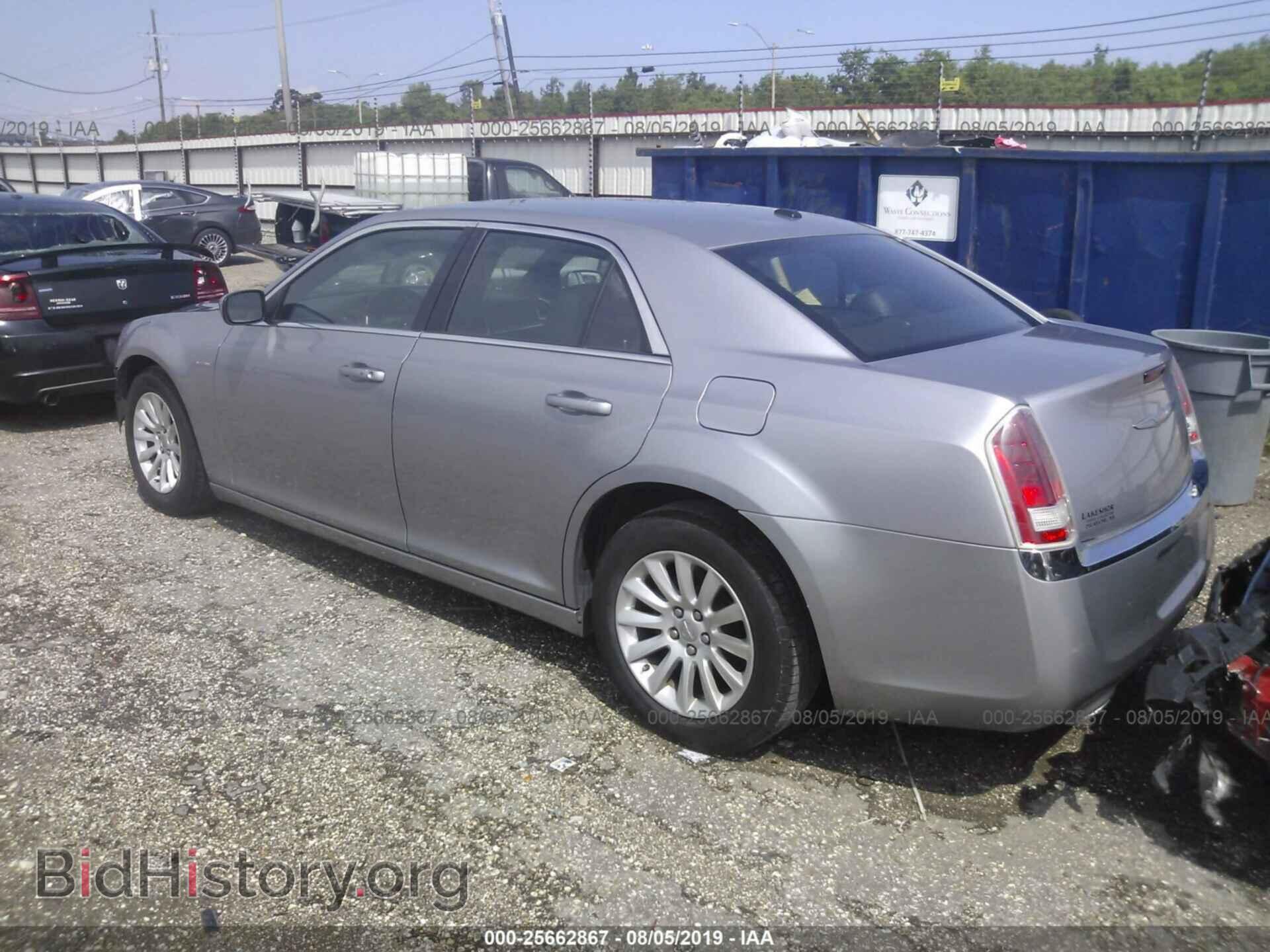 2013 CHRYSLER 300 - VIN: 2C3CCAAG5DH572371 - Фото 3