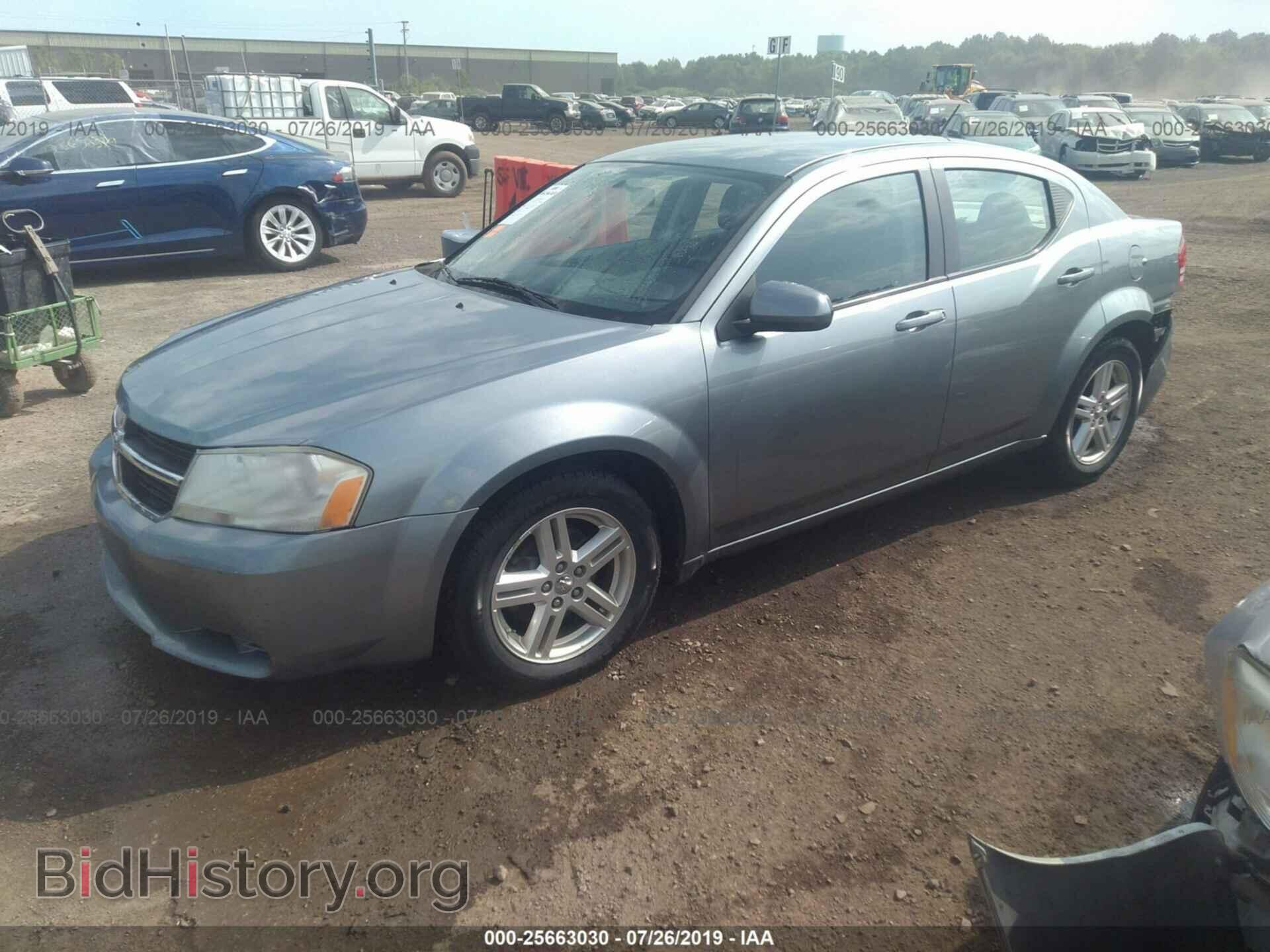2010 DODGE AVENGER - VIN: 1B3CC1FB1AN231658 - Фото 2