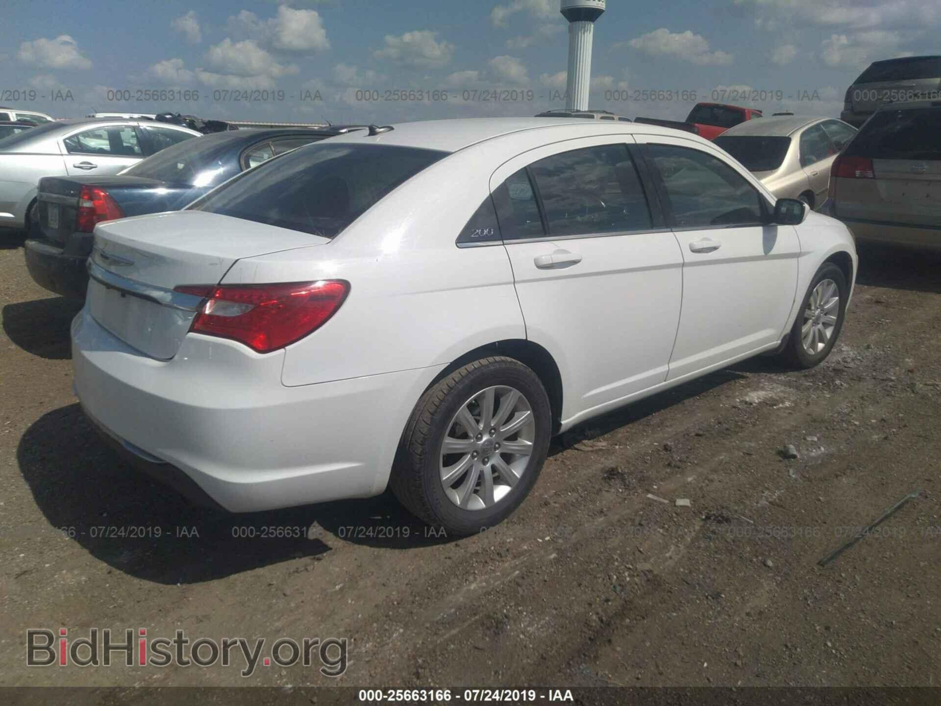 2013 CHRYSLER 200 - VIN: 1C3CCBBB7DN764620 - Photo 4