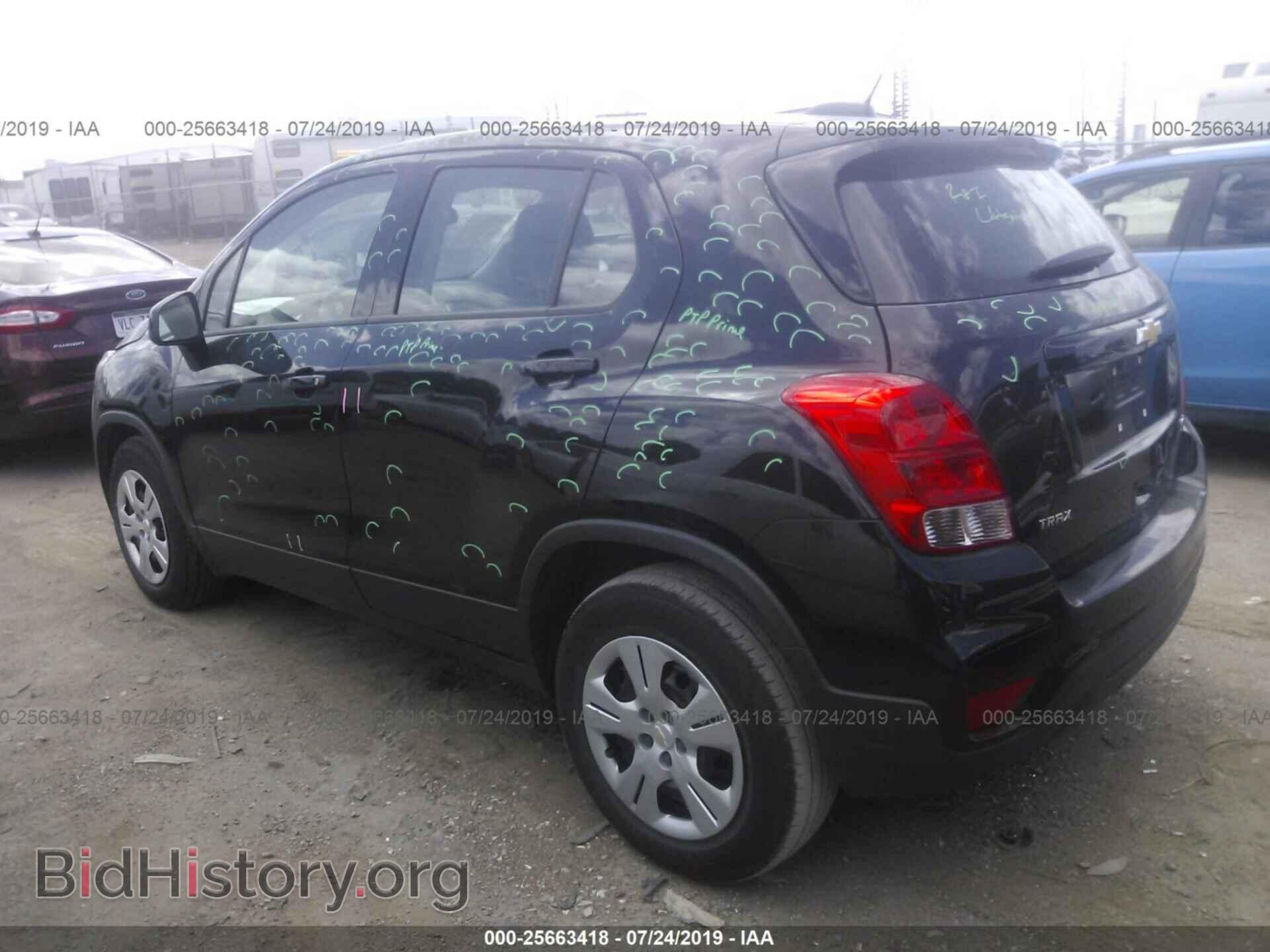 2017 CHEVROLET TRAX - VIN: 3GNCJKSB3HL274450 - Photo 3