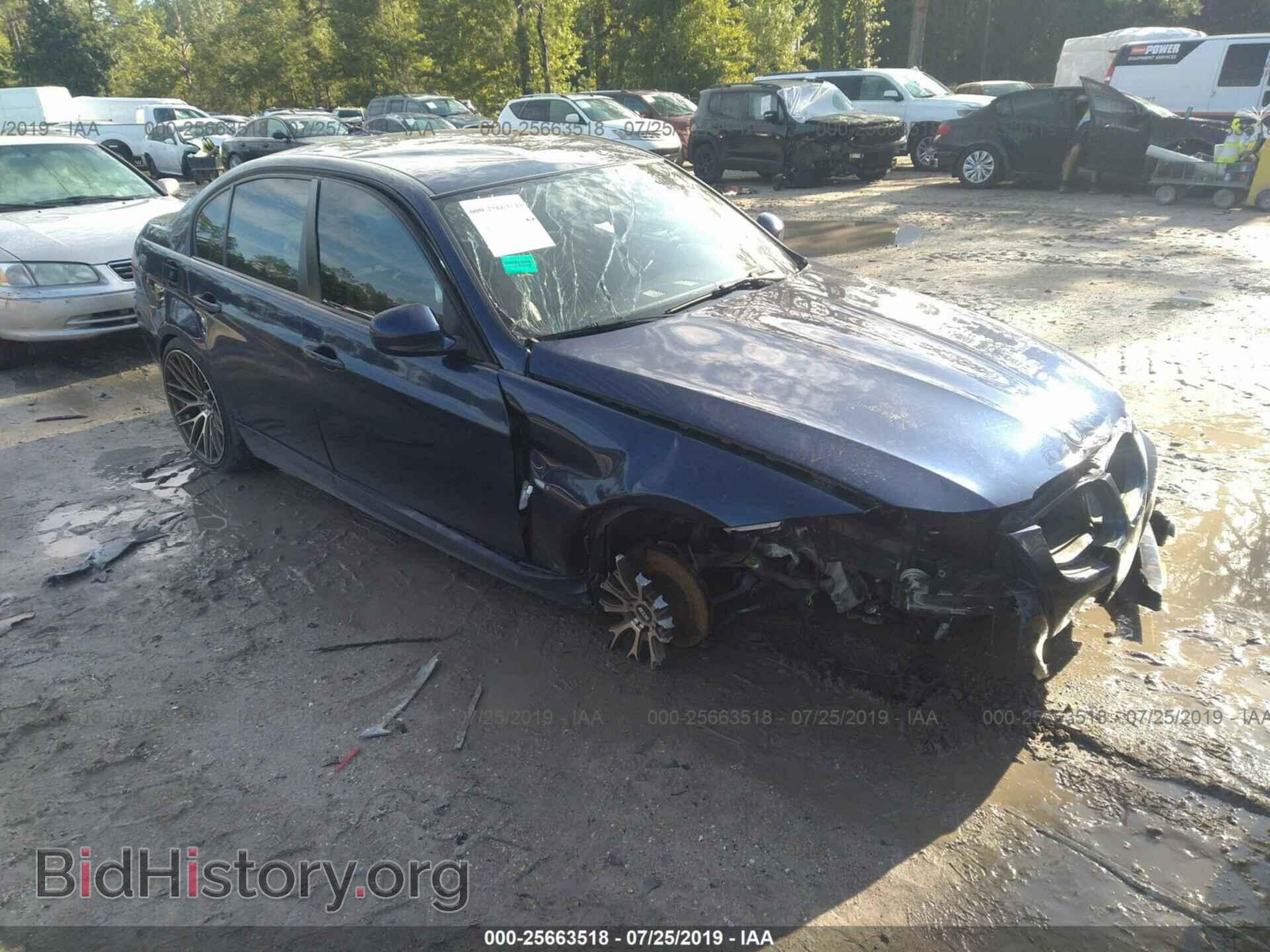 Photo WBAPH7C58BE676481 - BMW 328 2011
