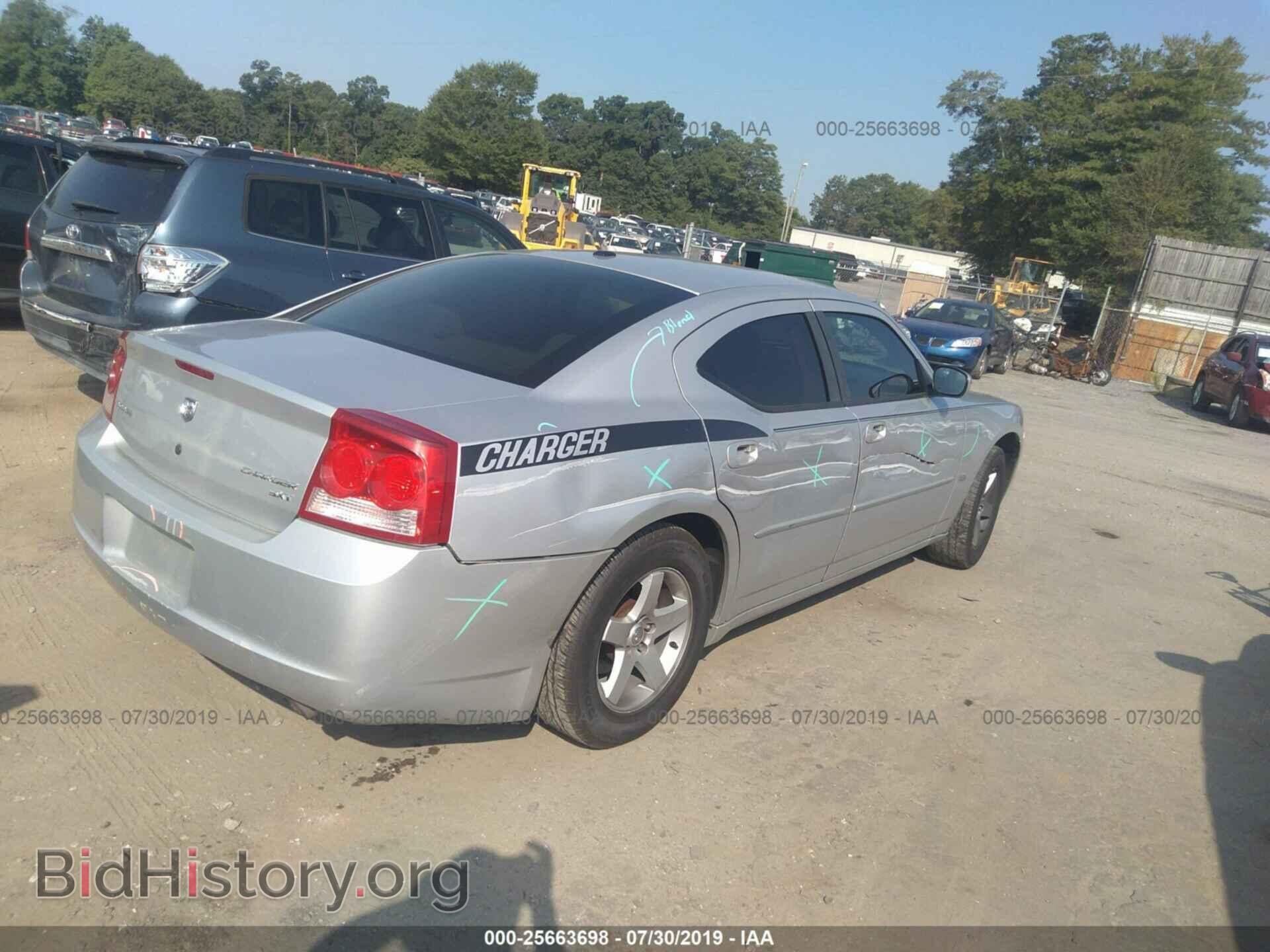 2010 DODGE CHARGER - VIN: 2B3CA3CV7AH108486 - Photo 4