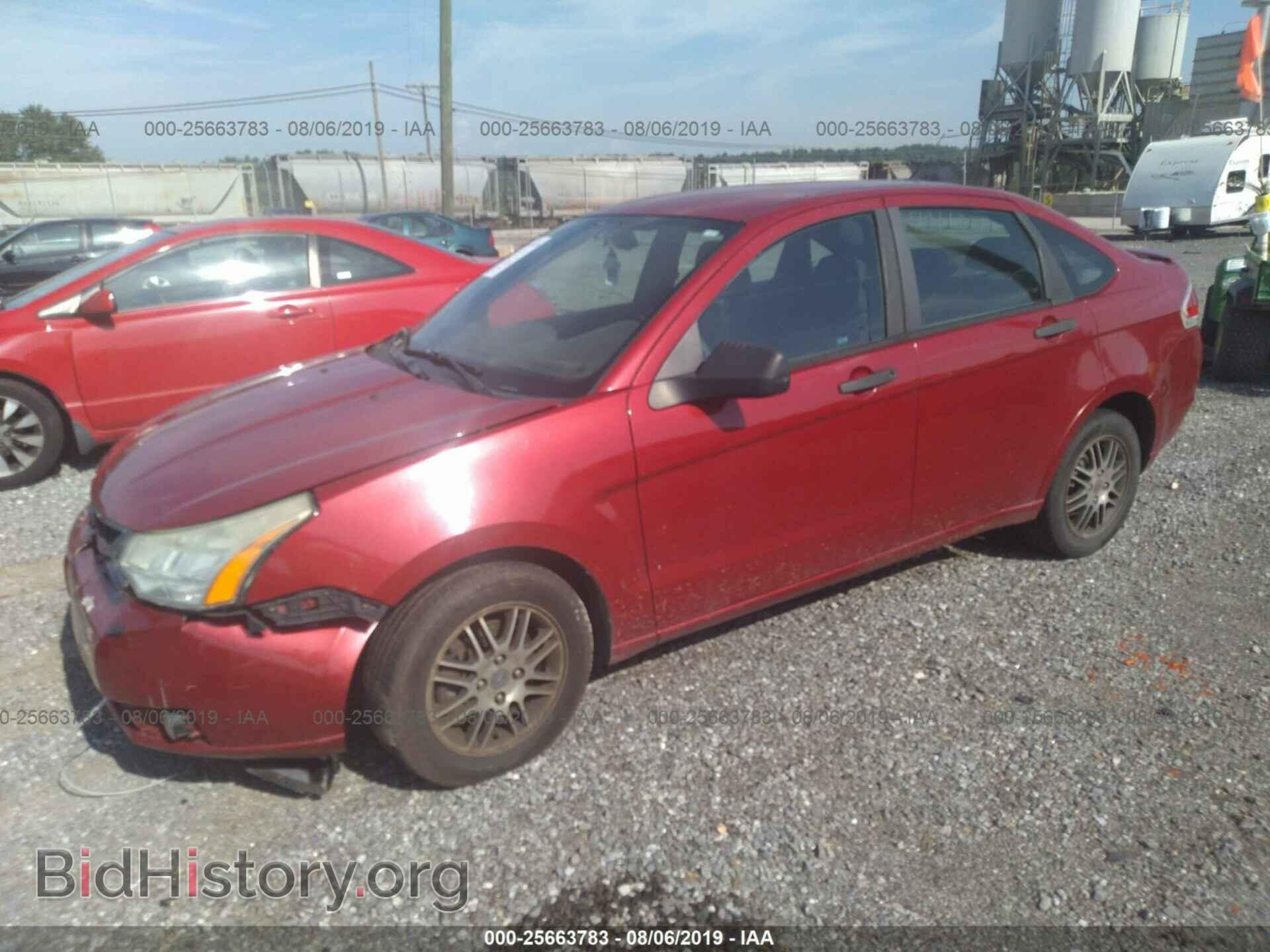 2011 FORD FOCUS - VIN: 1FAHP3FN9BW128469 - Фото 2