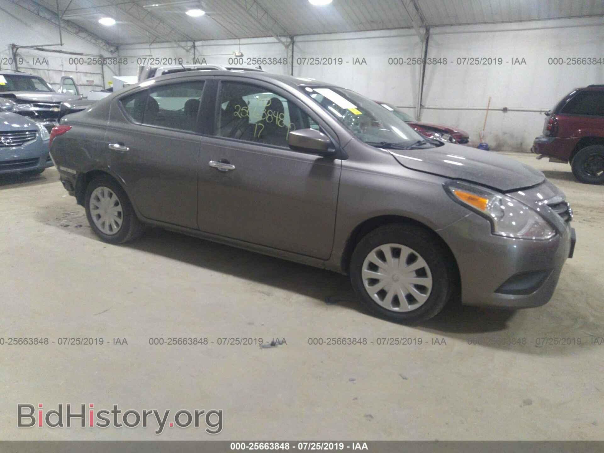 Photo 3N1CN7AP3HL815880 - NISSAN VERSA 2017