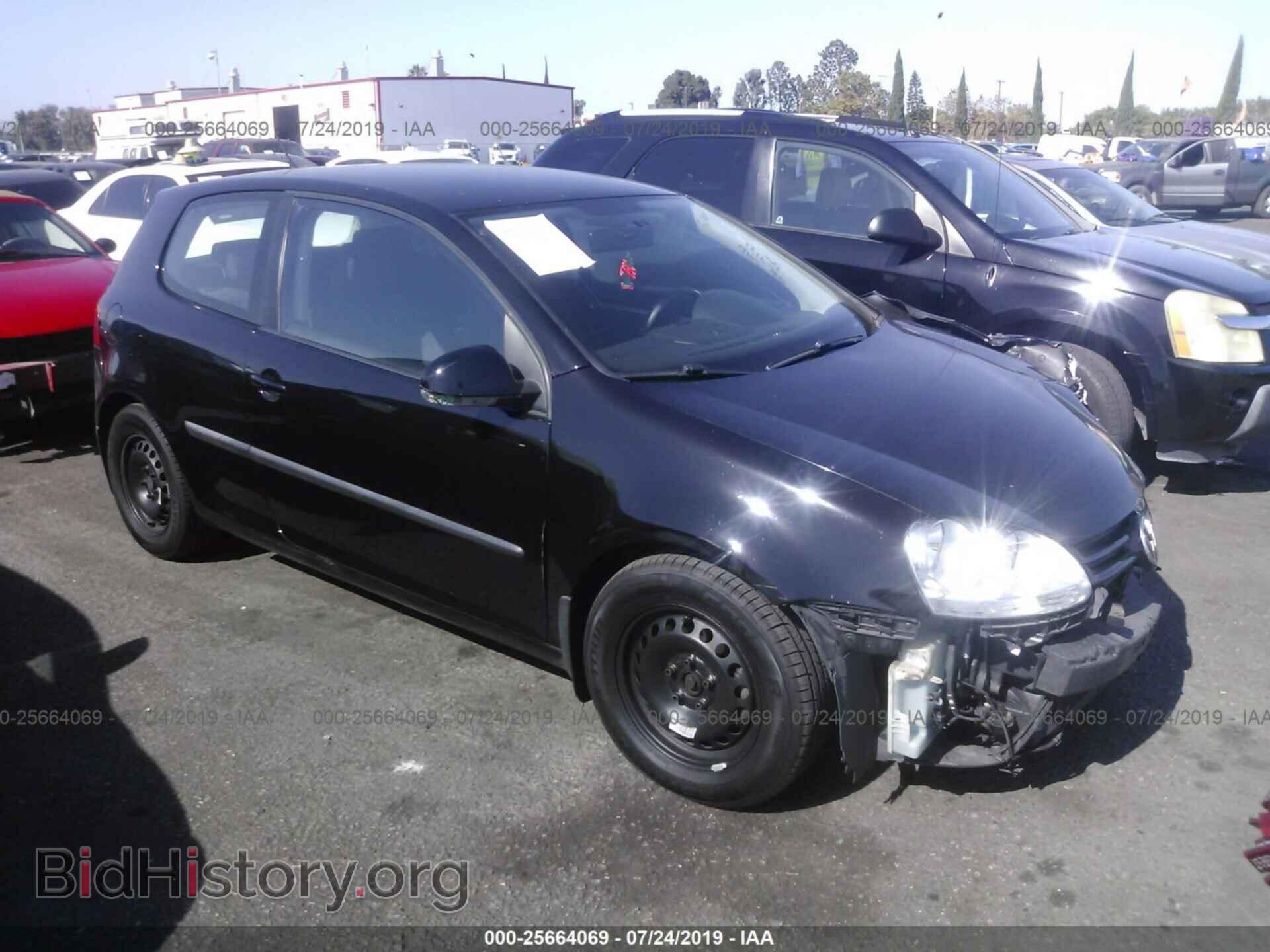 Photo WVWBB71KX8W011401 - VOLKSWAGEN RABBIT 2008