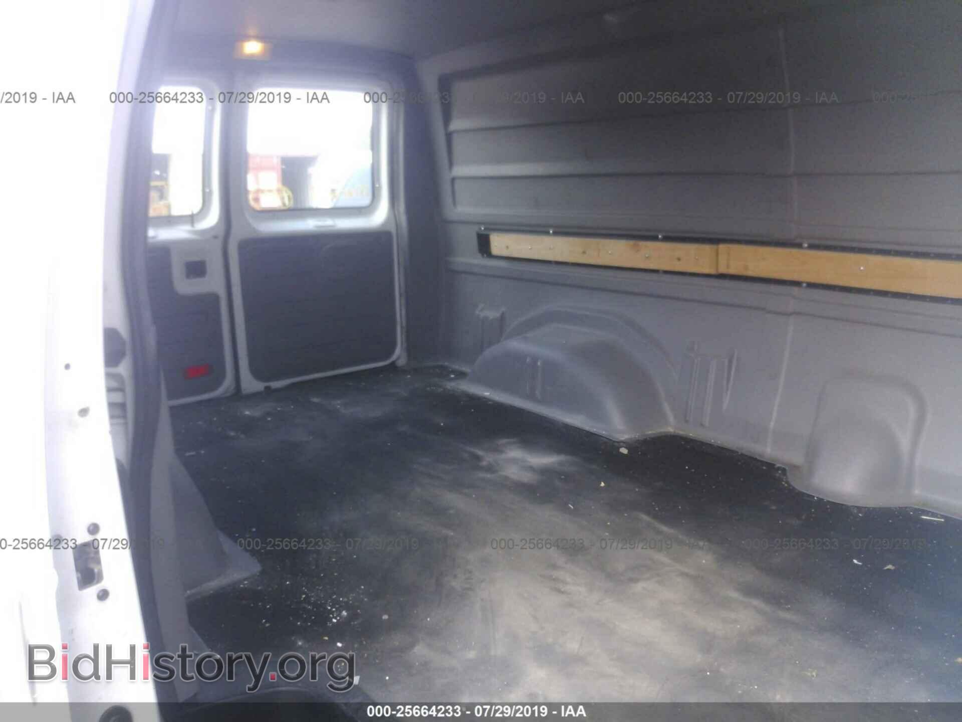 2009 FORD ECONOLINE - VIN: 1FTNE24W79DA35710 - Photo 4