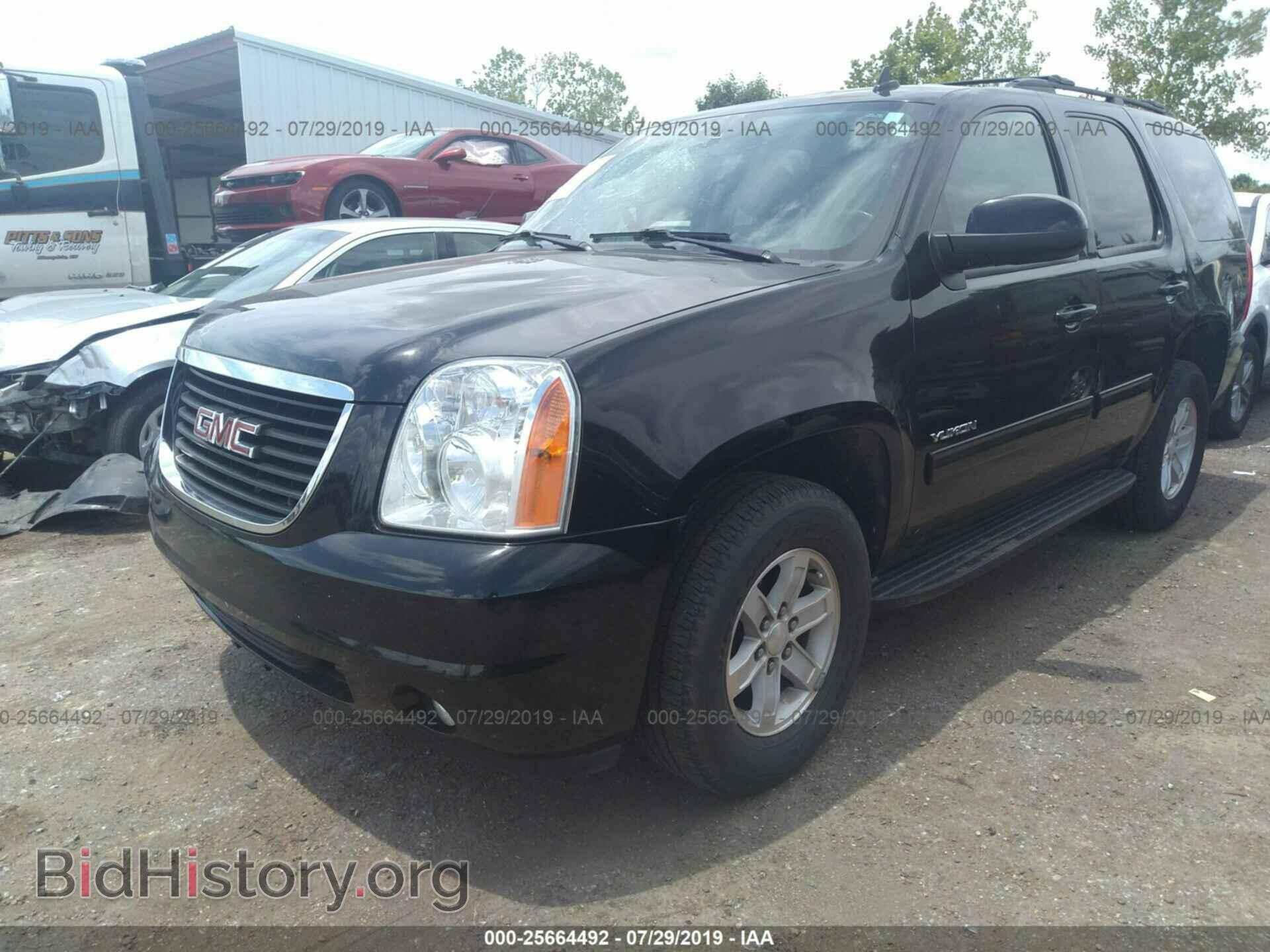 2013 GMC YUKON - VIN: 1GKS1AE03DR355397 - Фото 2