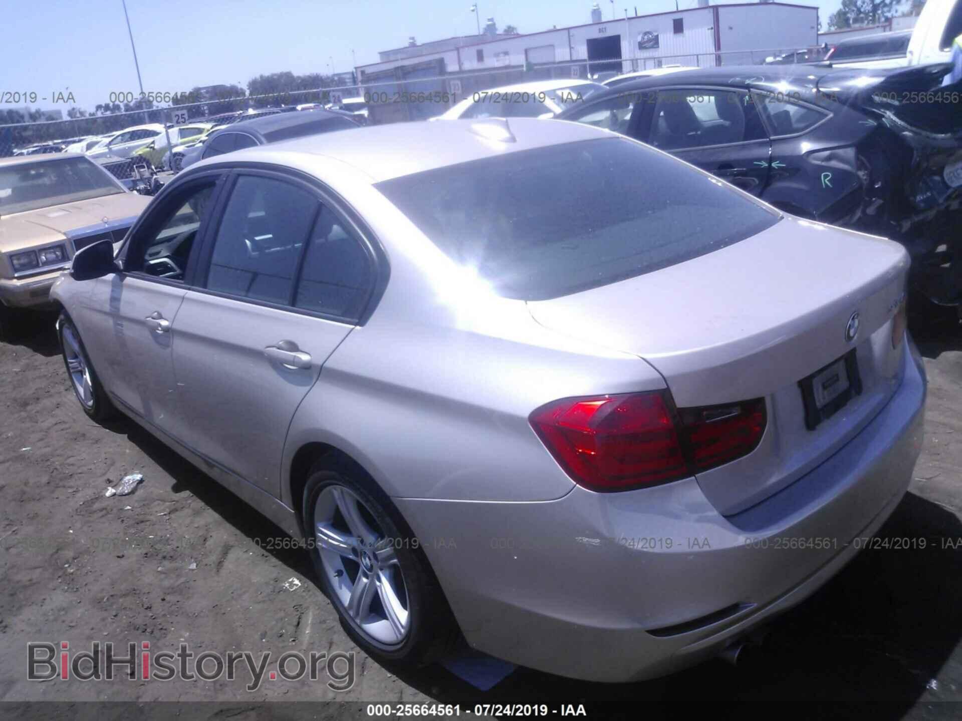 2013 BMW 328 - VIN: WBA3C1C58DF436810 - Фото 3