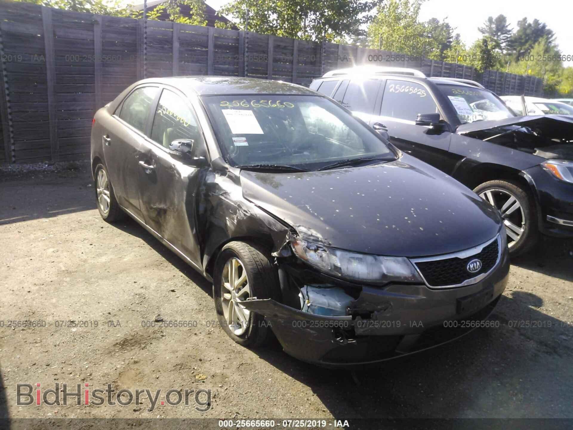 Фотография KNAFU4A26C5553438 - KIA FORTE 2012
