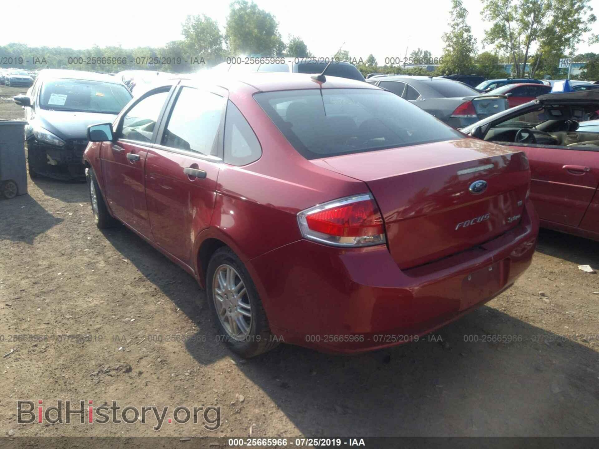 2011 FORD FOCUS - VIN: 1FAHP3FN3BW129570 - Фото 3