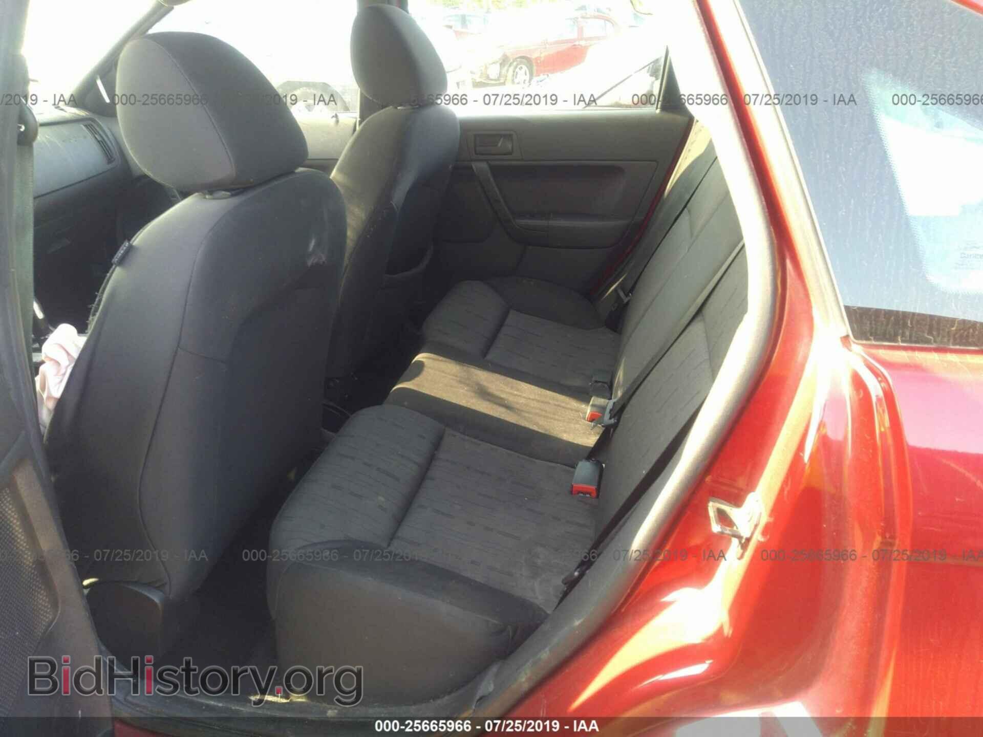 2011 FORD FOCUS - VIN: 1FAHP3FN3BW129570 - Фото 8