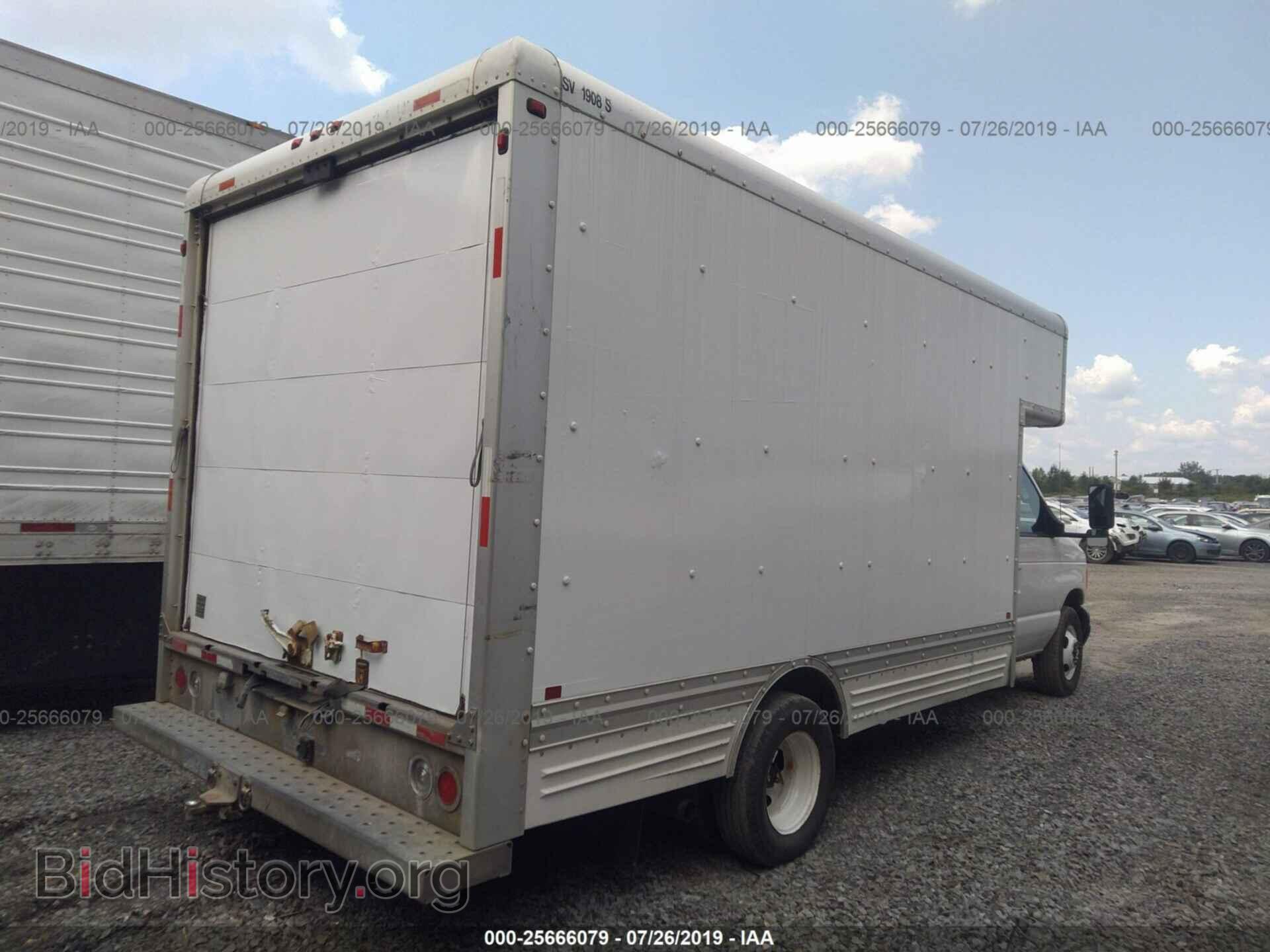 2007 FORD ECONOLINE - VIN: 1FDXE45S57DA17862 - Фото 4