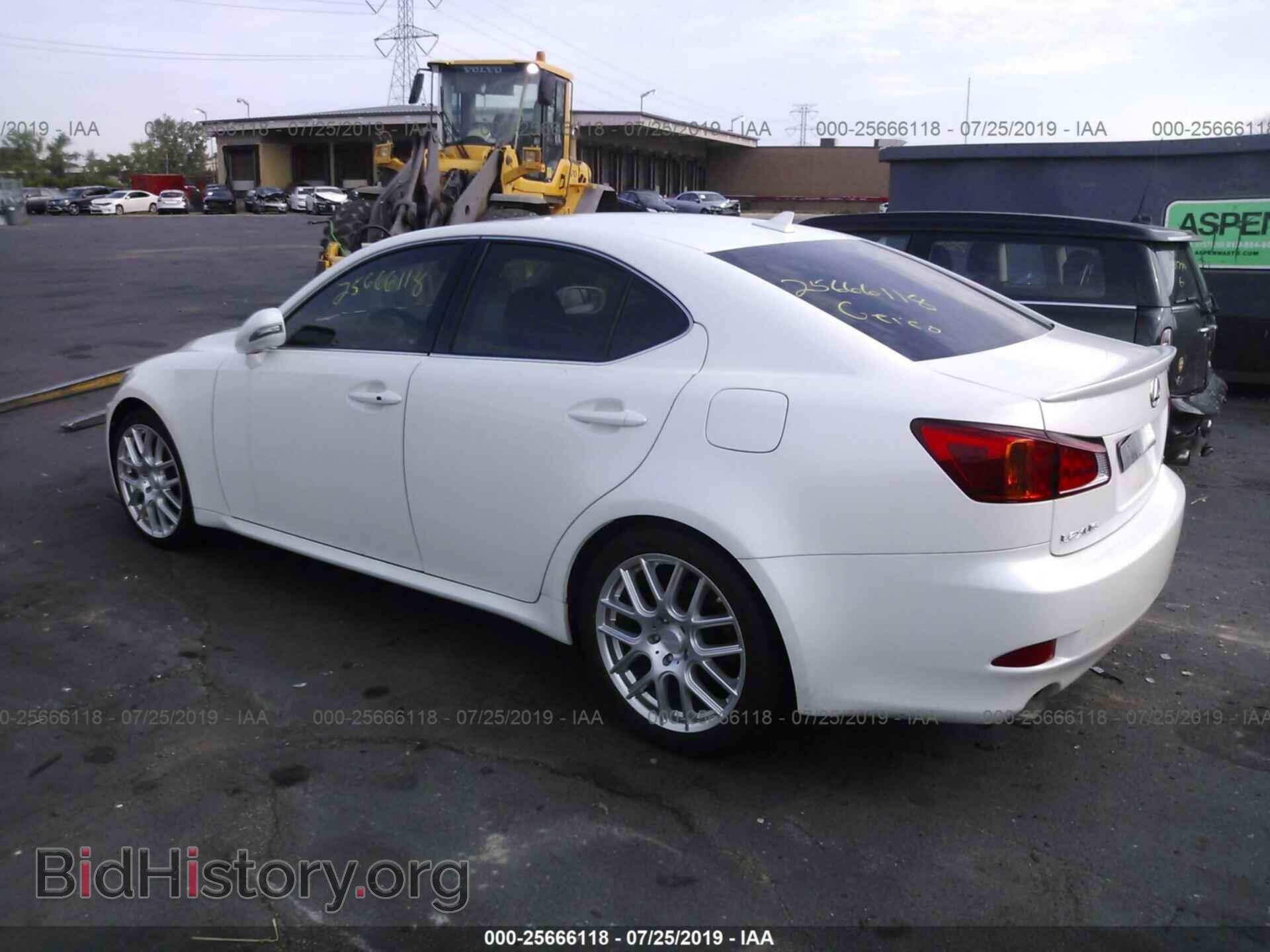 2009 LEXUS IS - VIN: JTHBK262392093894 - Фото 3