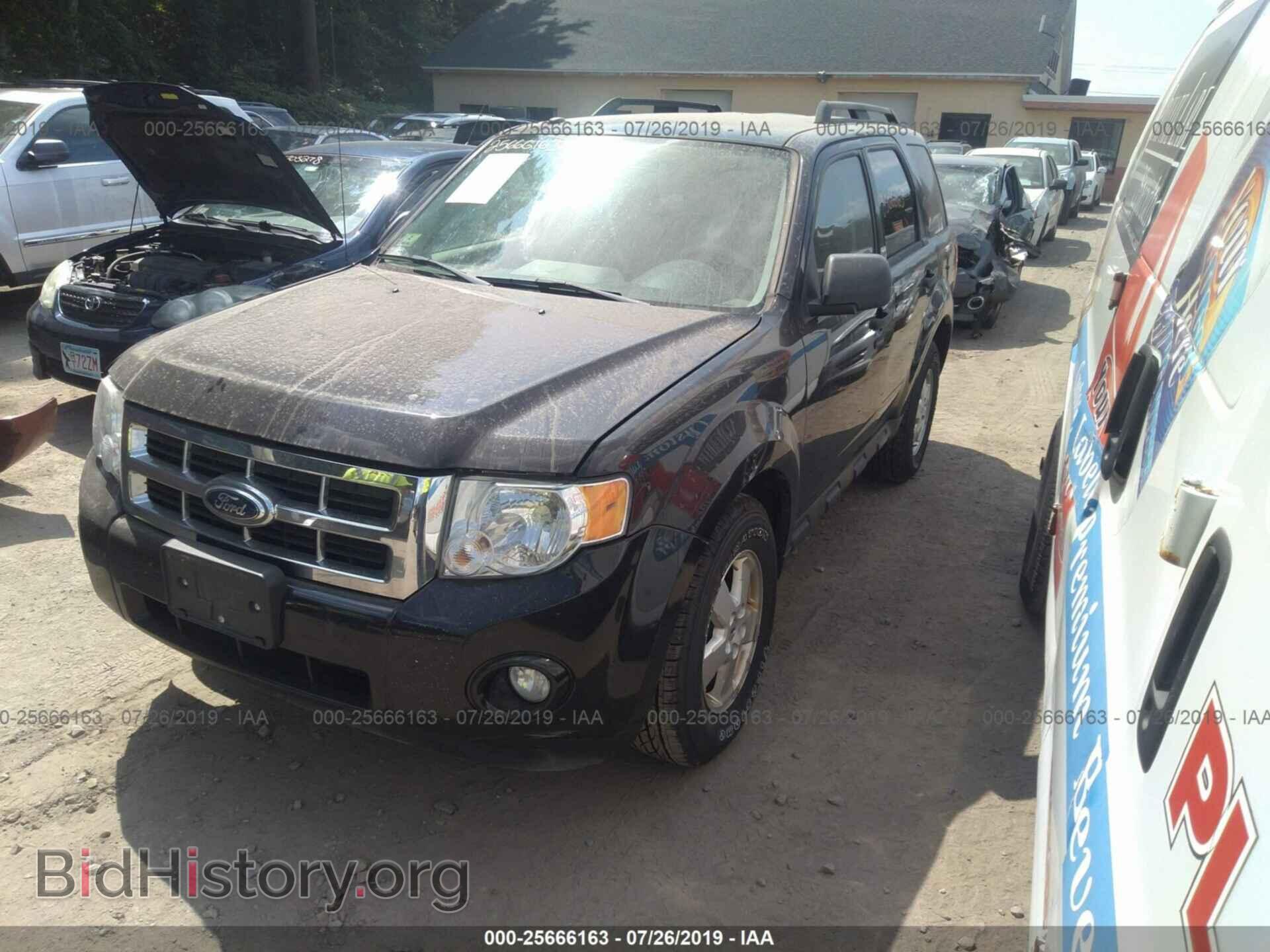 2012 FORD ESCAPE - VIN: 1FMCU9D71CKC57847 - Photo 2