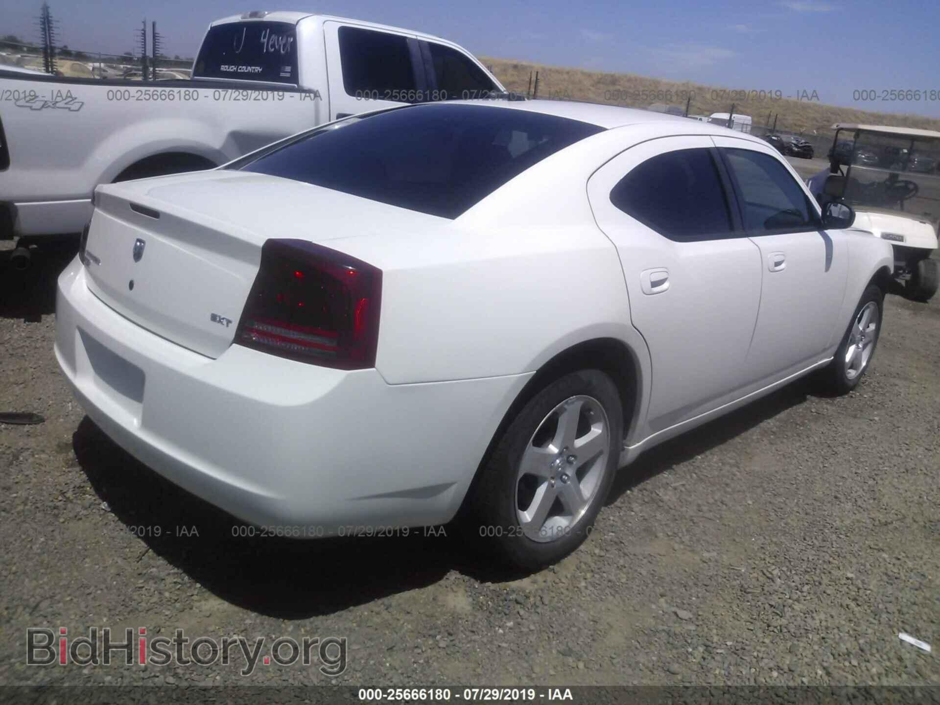2008 DODGE CHARGER - VIN: 2B3LK33G08H280741 - Фото 4