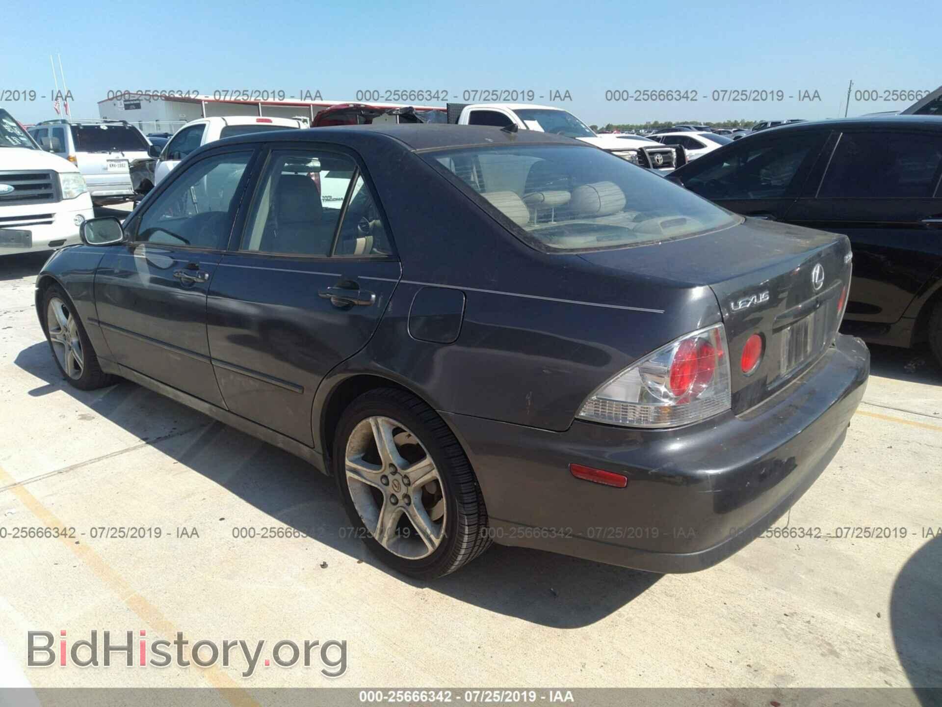 2001 LEXUS IS - VIN: JTHBD182310023443 - Photo 3