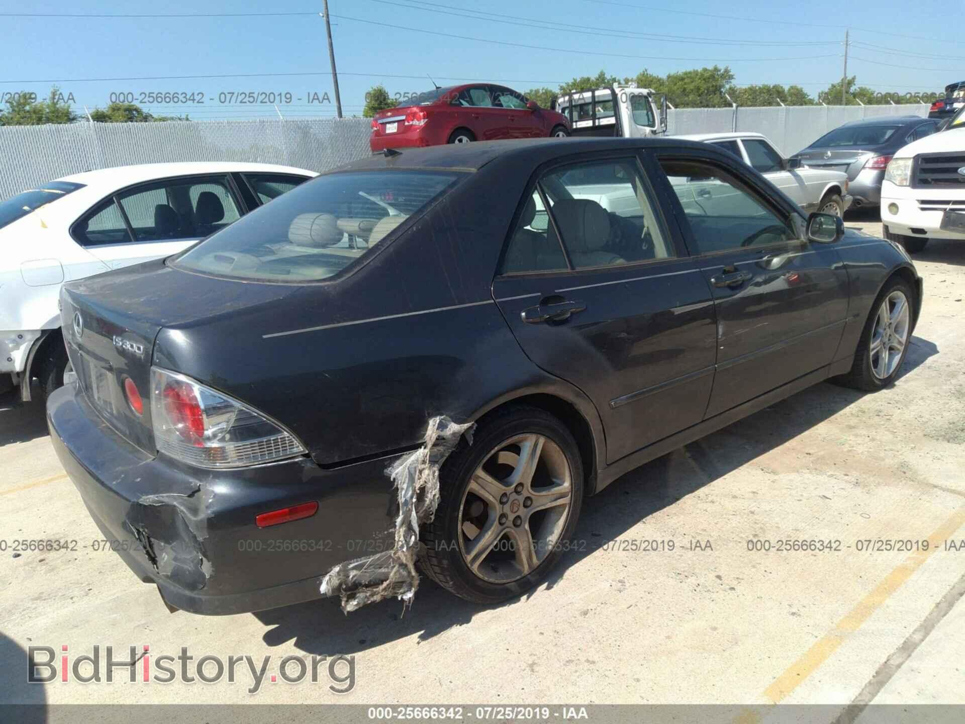 2001 LEXUS IS - VIN: JTHBD182310023443 - Photo 4