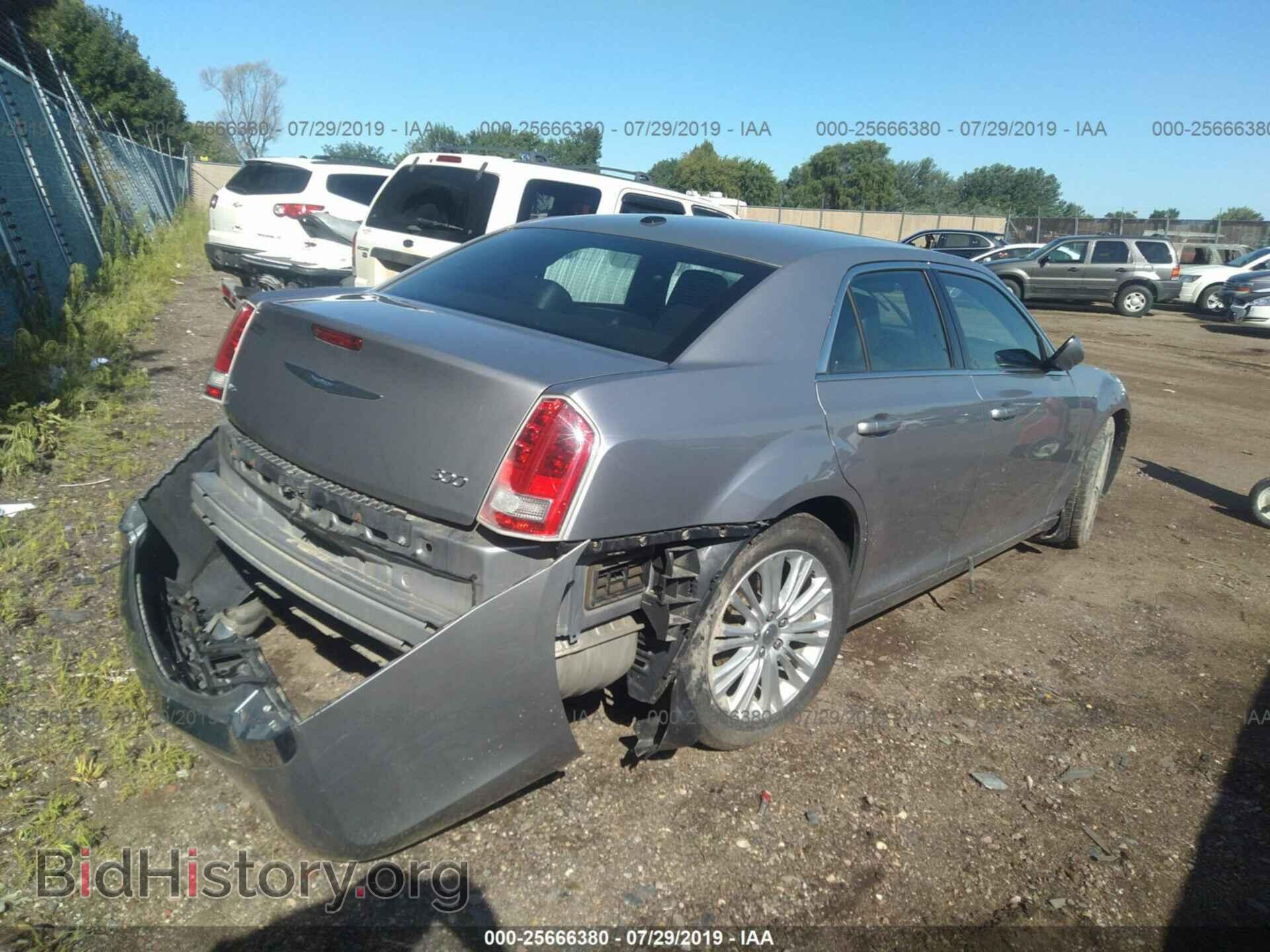 2014 CHRYSLER 300 - VIN: 2C3CCARG1EH365918 - Фото 4
