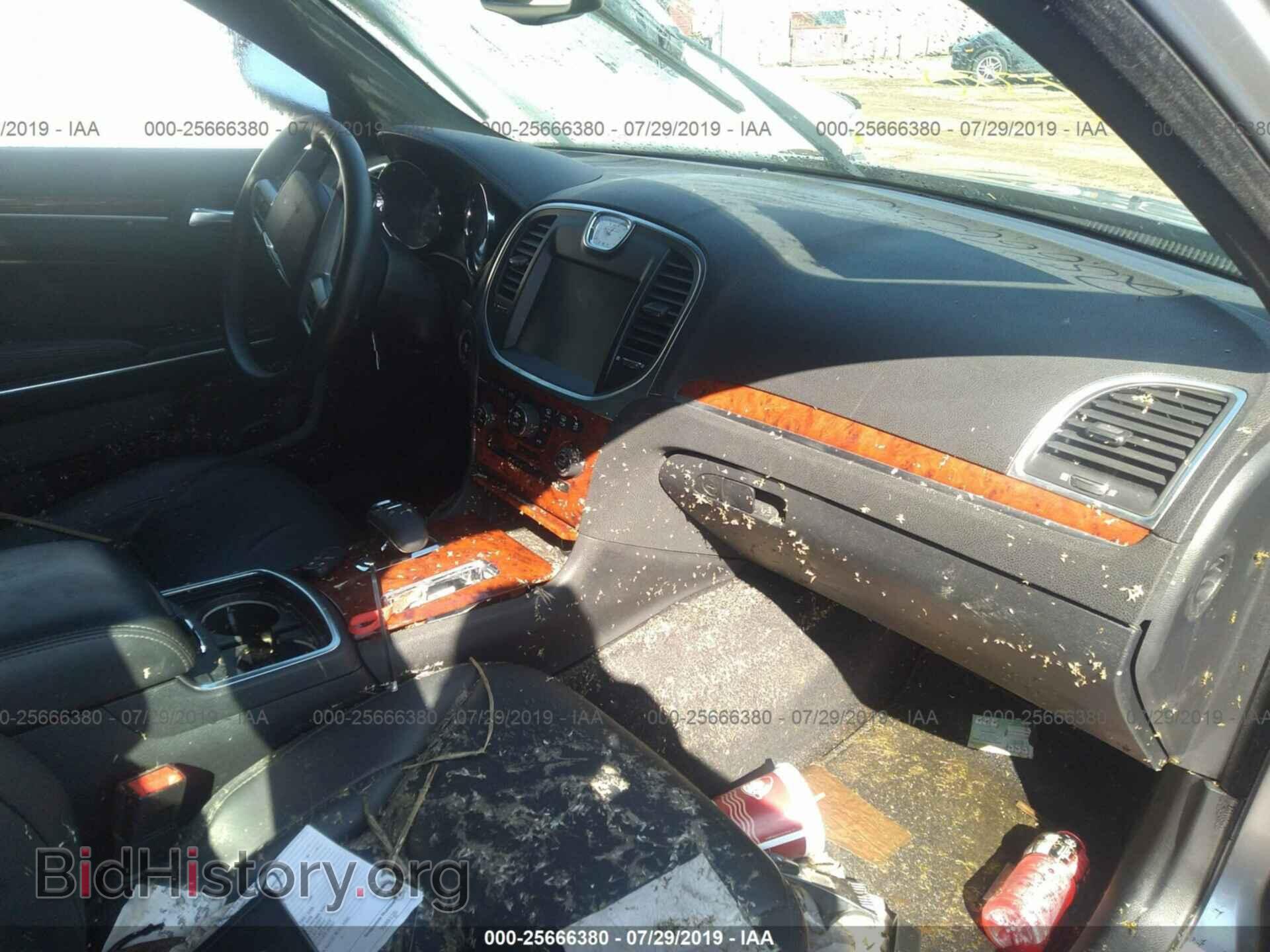 2014 CHRYSLER 300 - VIN: 2C3CCARG1EH365918 - Фото 5